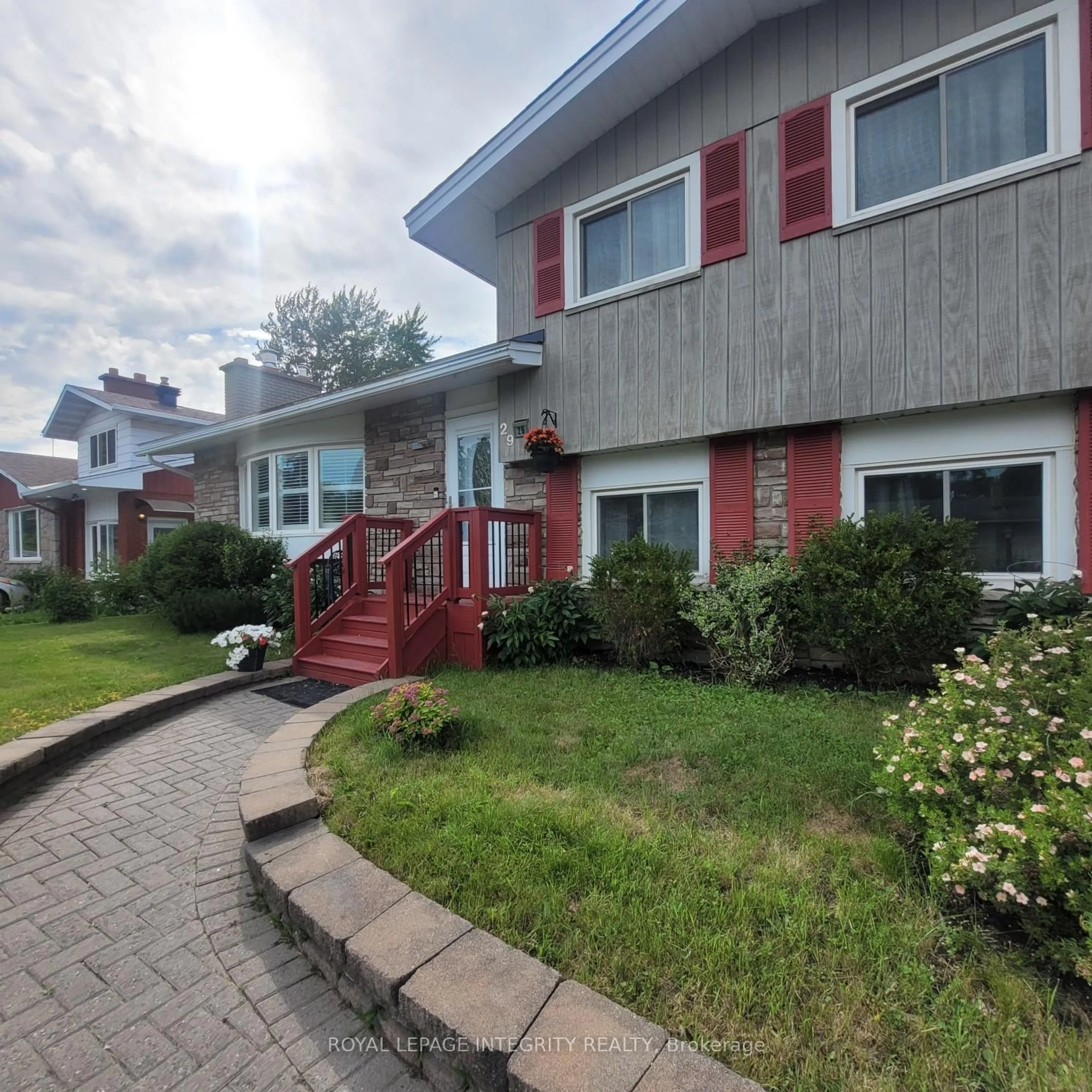Unknown for 29 Pritchard Dr, Ottawa Ontario K2G 1B2