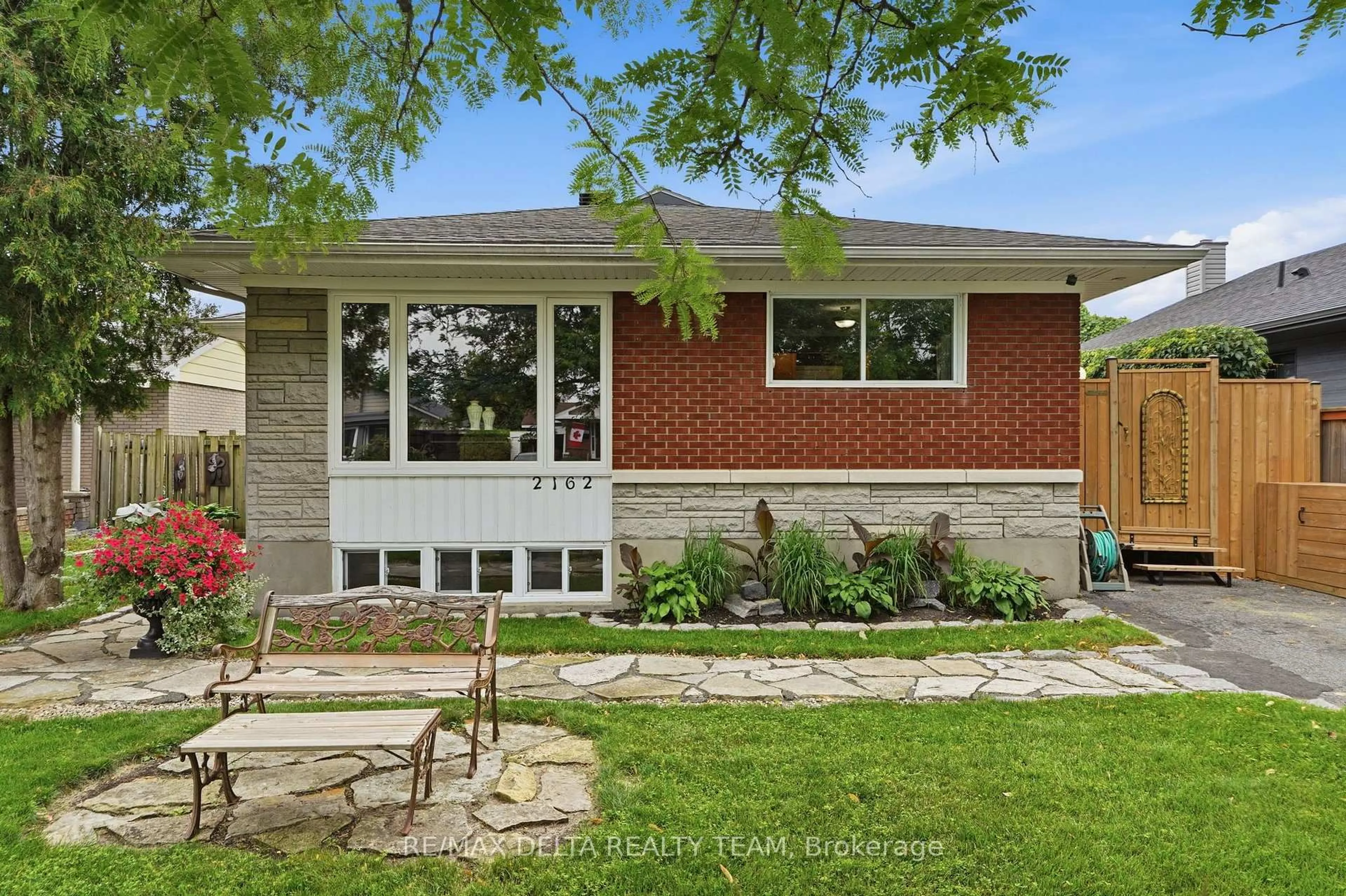 Home with brick exterior material, street for 2162 Rushton Rd, Ottawa Ontario K2A 1N7