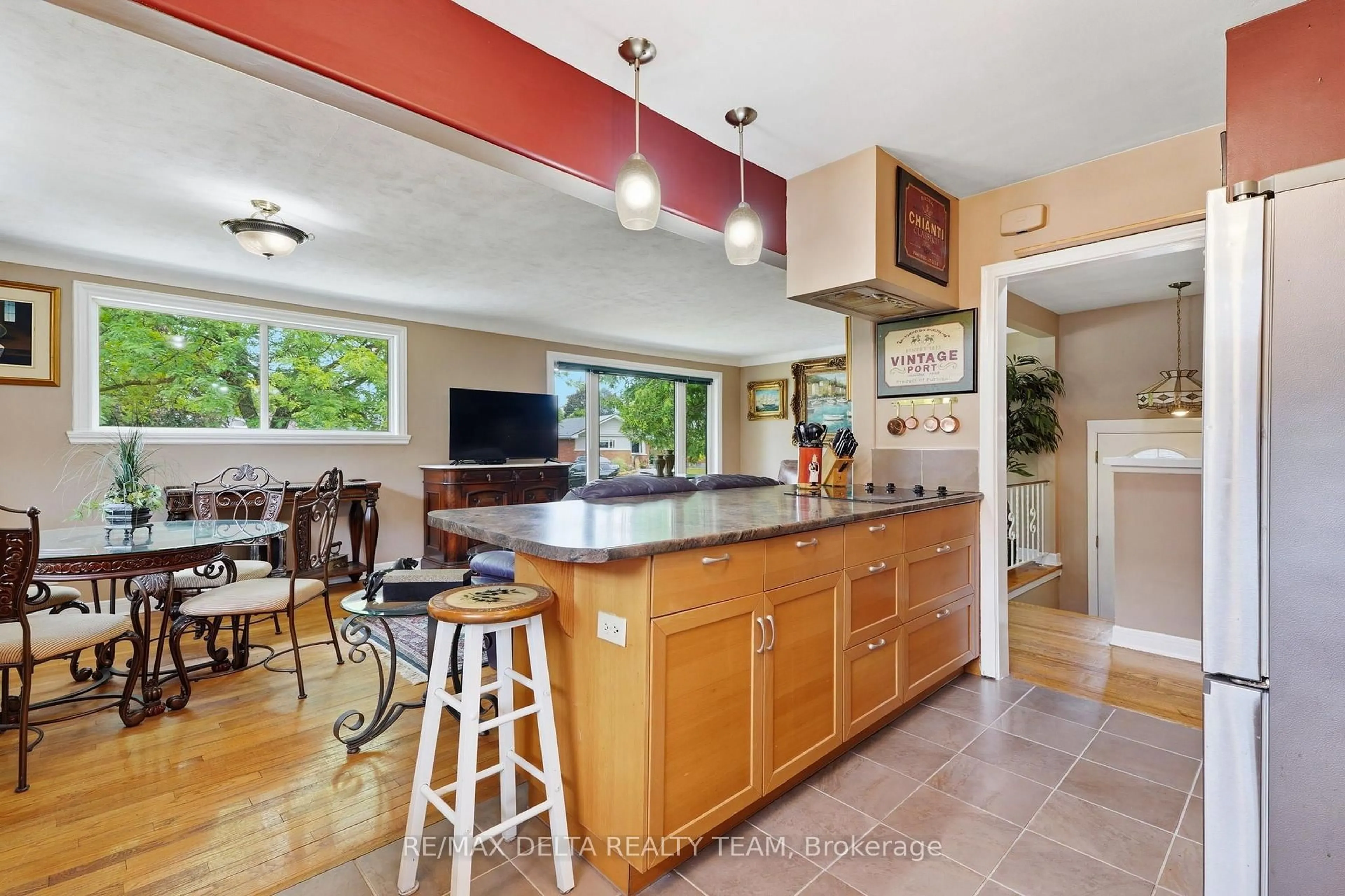 Open concept kitchen, ceramic/tile floor for 2162 Rushton Rd, Ottawa Ontario K2A 1N7