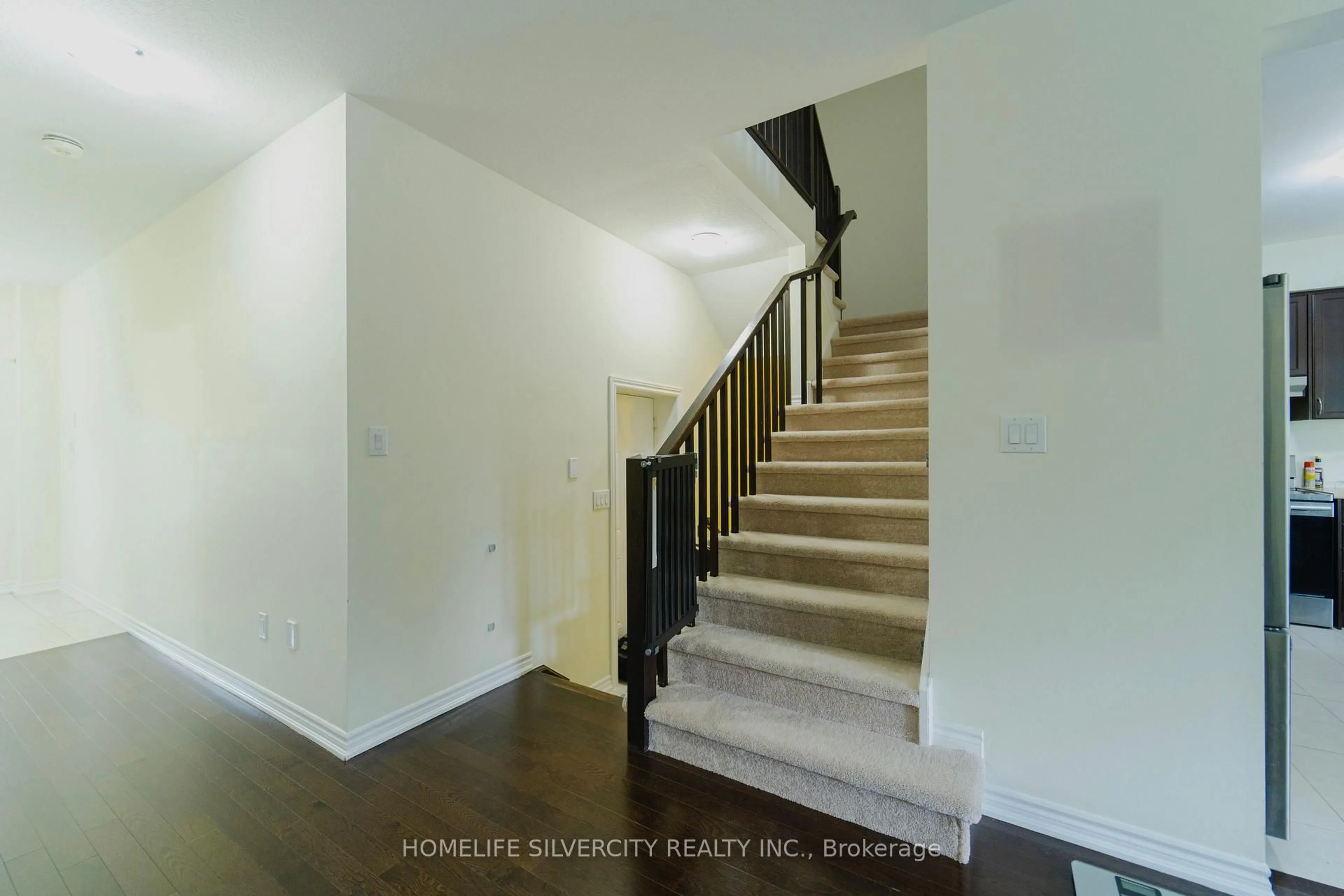 Stairs for 163 Bilansky Farm Rd, Brantford Ontario N3S 0J3