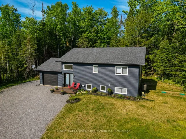 61 Astor St, East Ferris 2