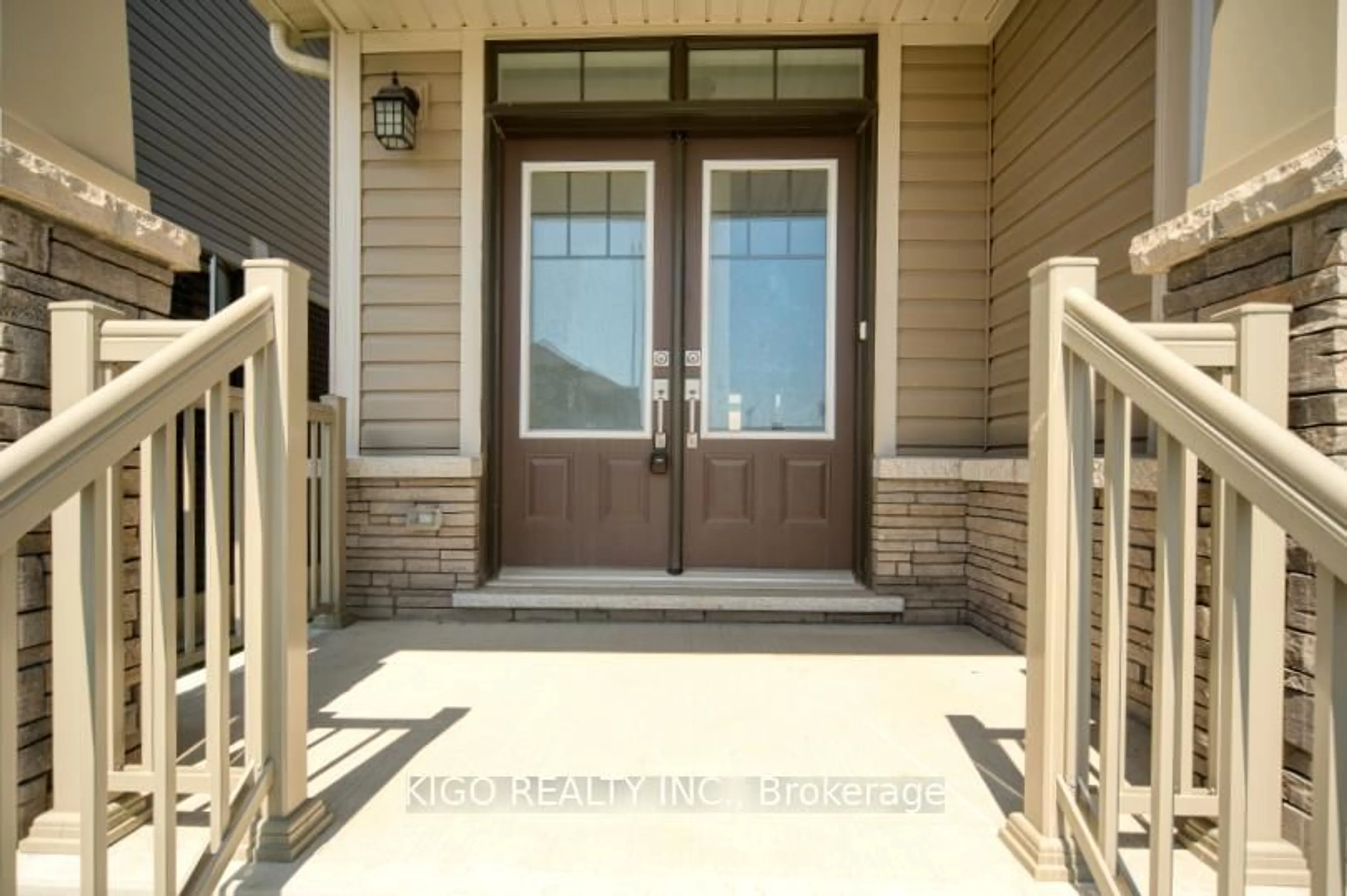Indoor entryway for 139 Velvet Way, Thorold Ontario L2V 0P3