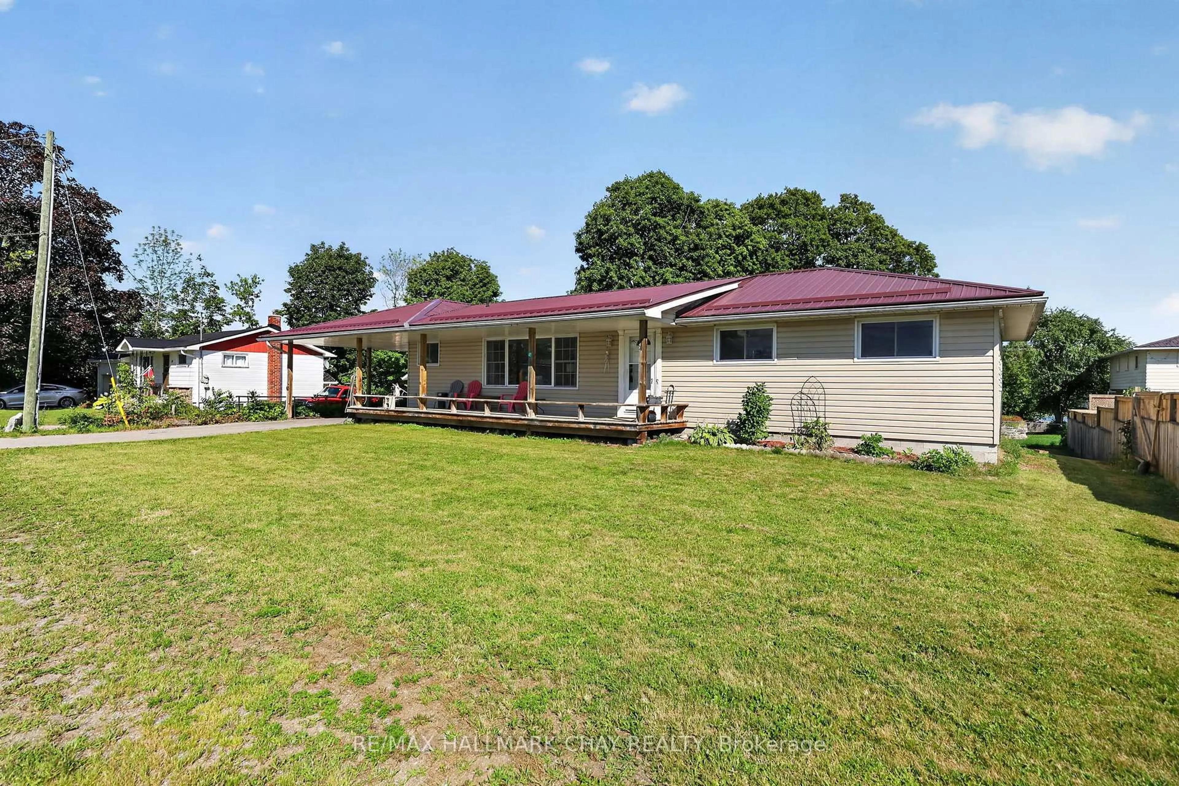 A pic from outside/outdoor area/front of a property/back of a property/a pic from drone, unknown for 41 Albert St, Kawartha Lakes Ontario K0M 1K0