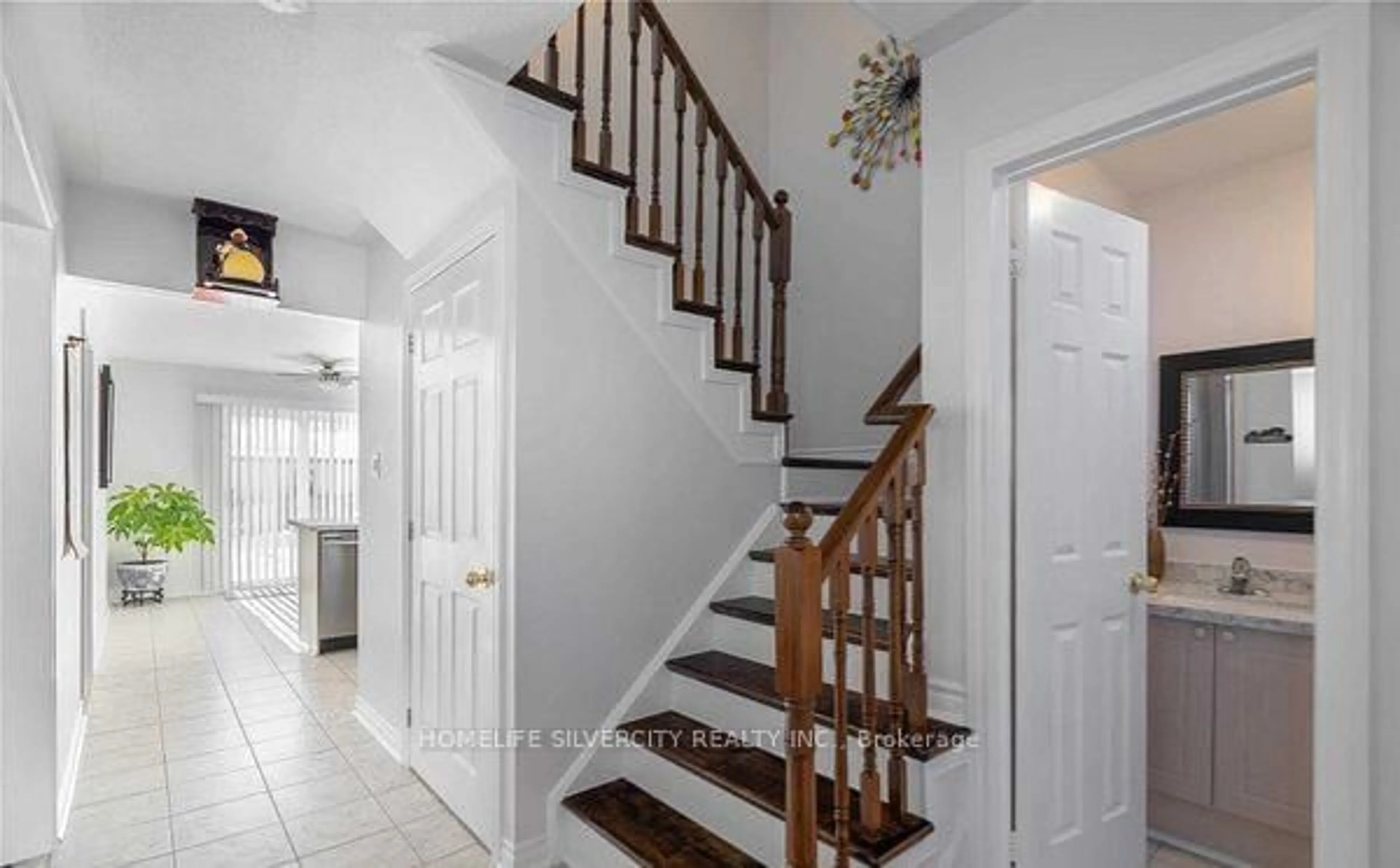 Unknown for 680 Langlaw Dr, Cambridge Ontario N1P 1H3