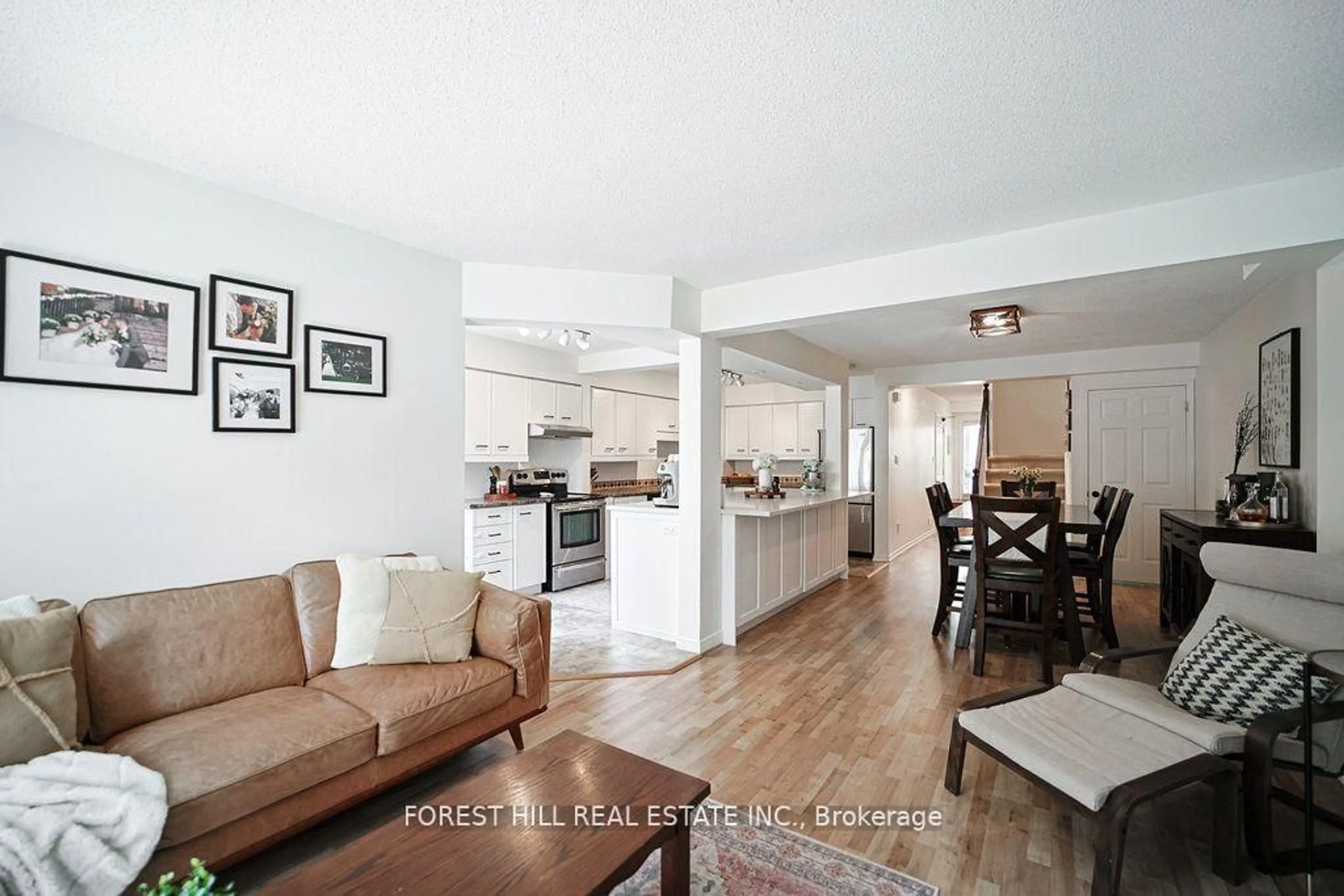 Open concept kitchen, unknown for 523 Beechwood Dr #15, Waterloo Ontario N2T 2G7