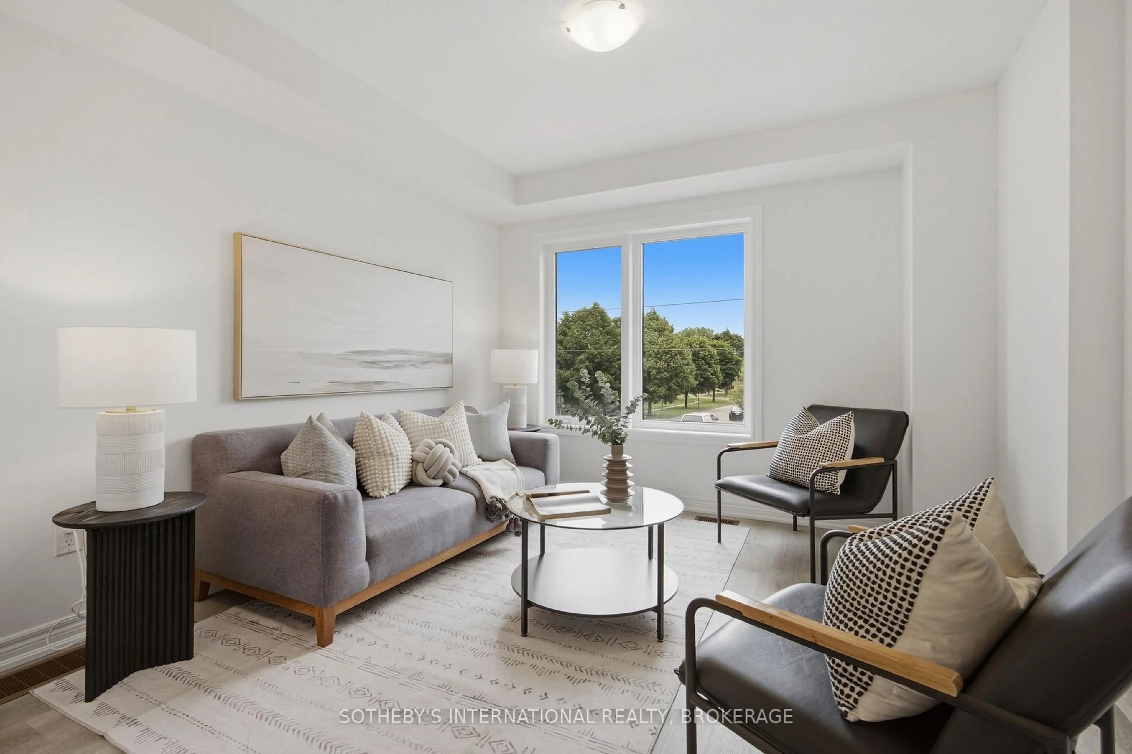 Living room with furniture, unknown for 19A Bingham Rd, Hamilton Ontario L8H 0B5