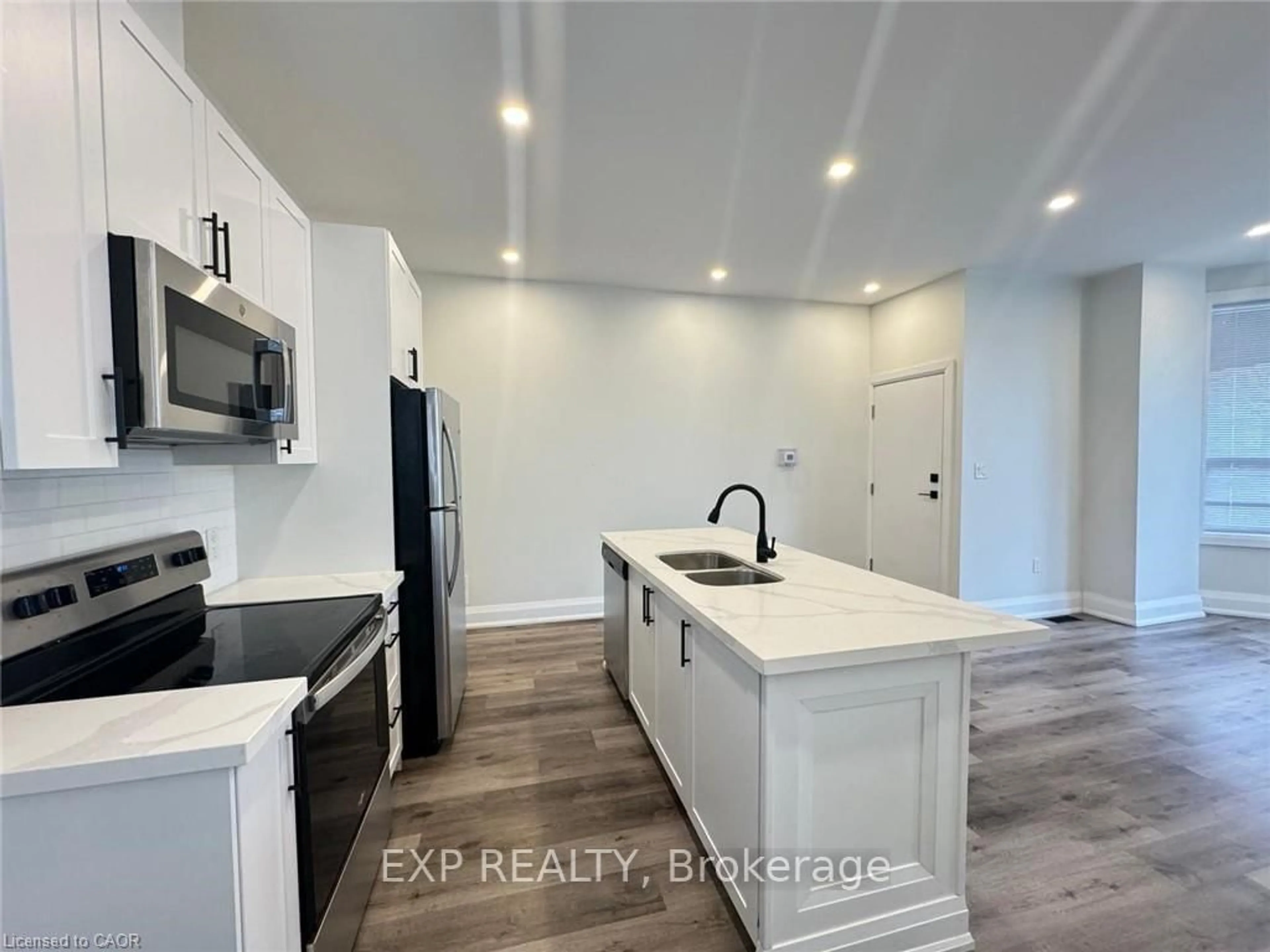 Open concept kitchen, unknown for 507 Wilson St, Hamilton Ontario L8L 1T4