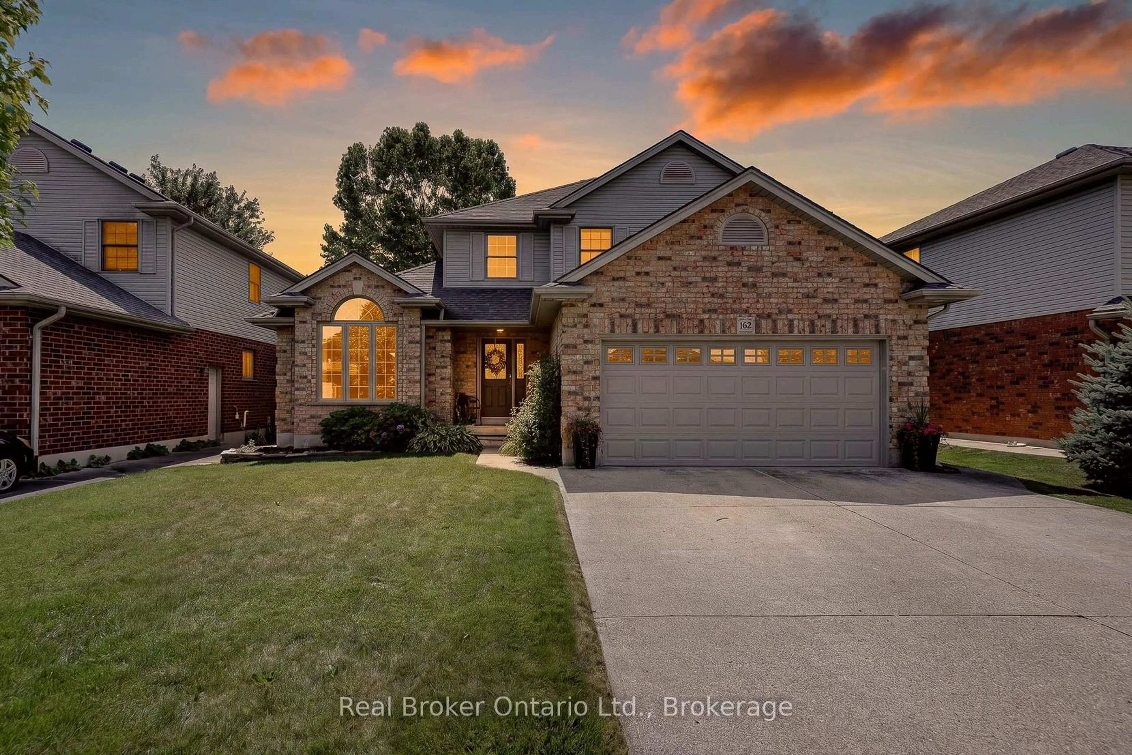 Home with brick exterior material, street for 162 Kingfisher Ave, Woodstock Ontario N4T 1T6