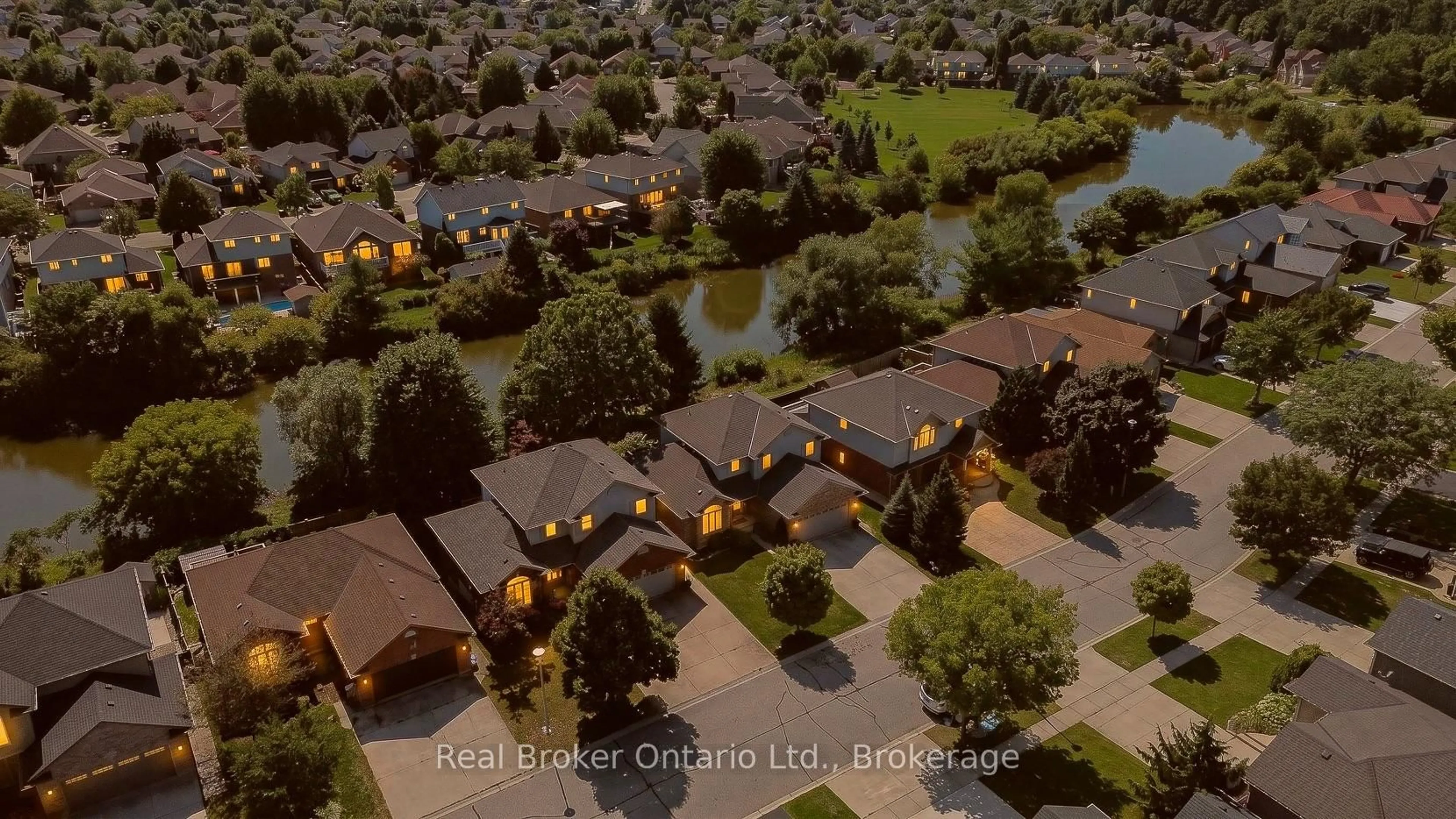 A pic from outside/outdoor area/front of a property/back of a property/a pic from drone, water/lake/river/ocean view for 162 Kingfisher Ave, Woodstock Ontario N4T 1T6