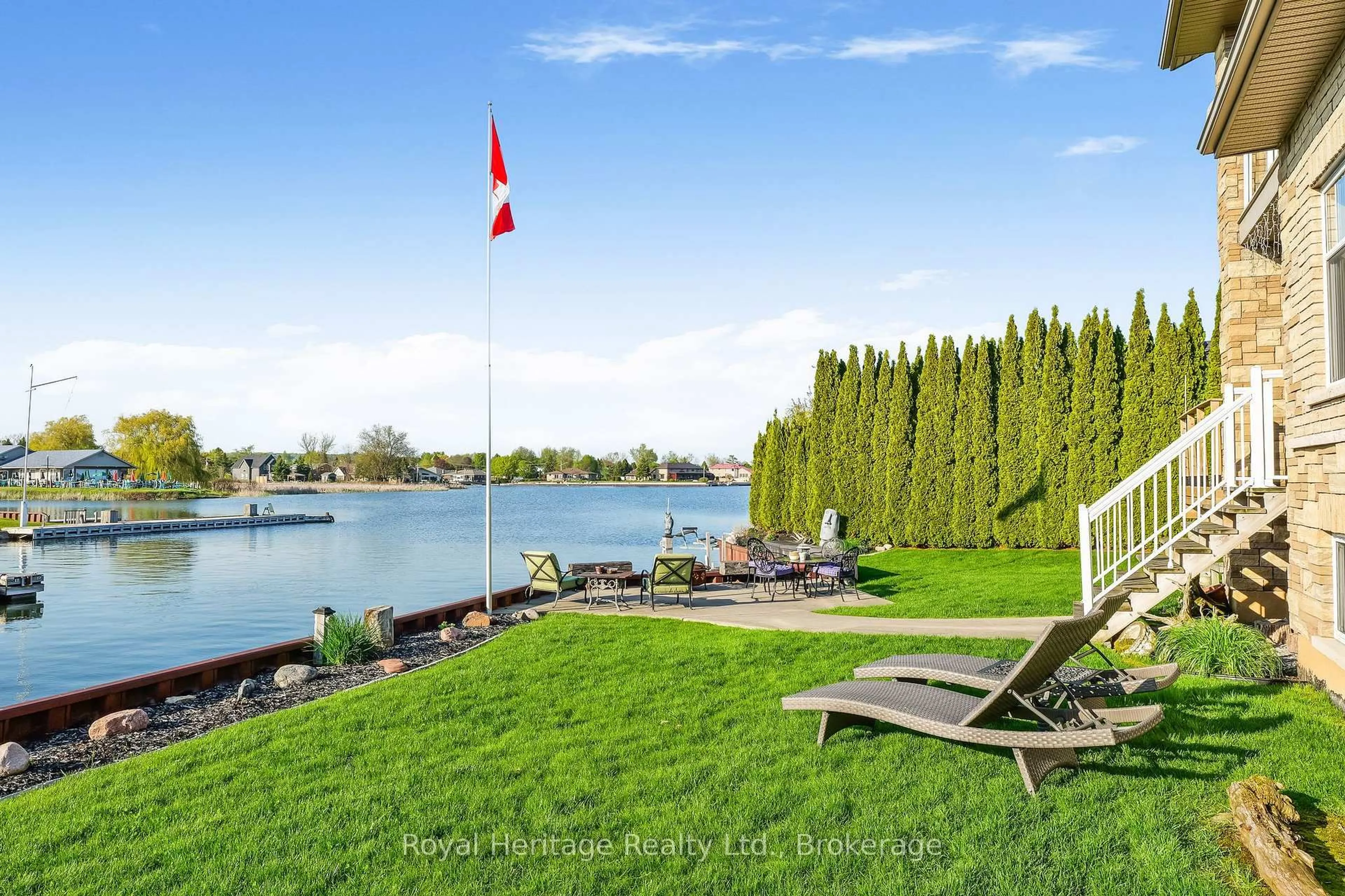 Patio, water/lake/river/ocean view for 32 Edgewater Dr, Brighton Ontario K0K 1H0