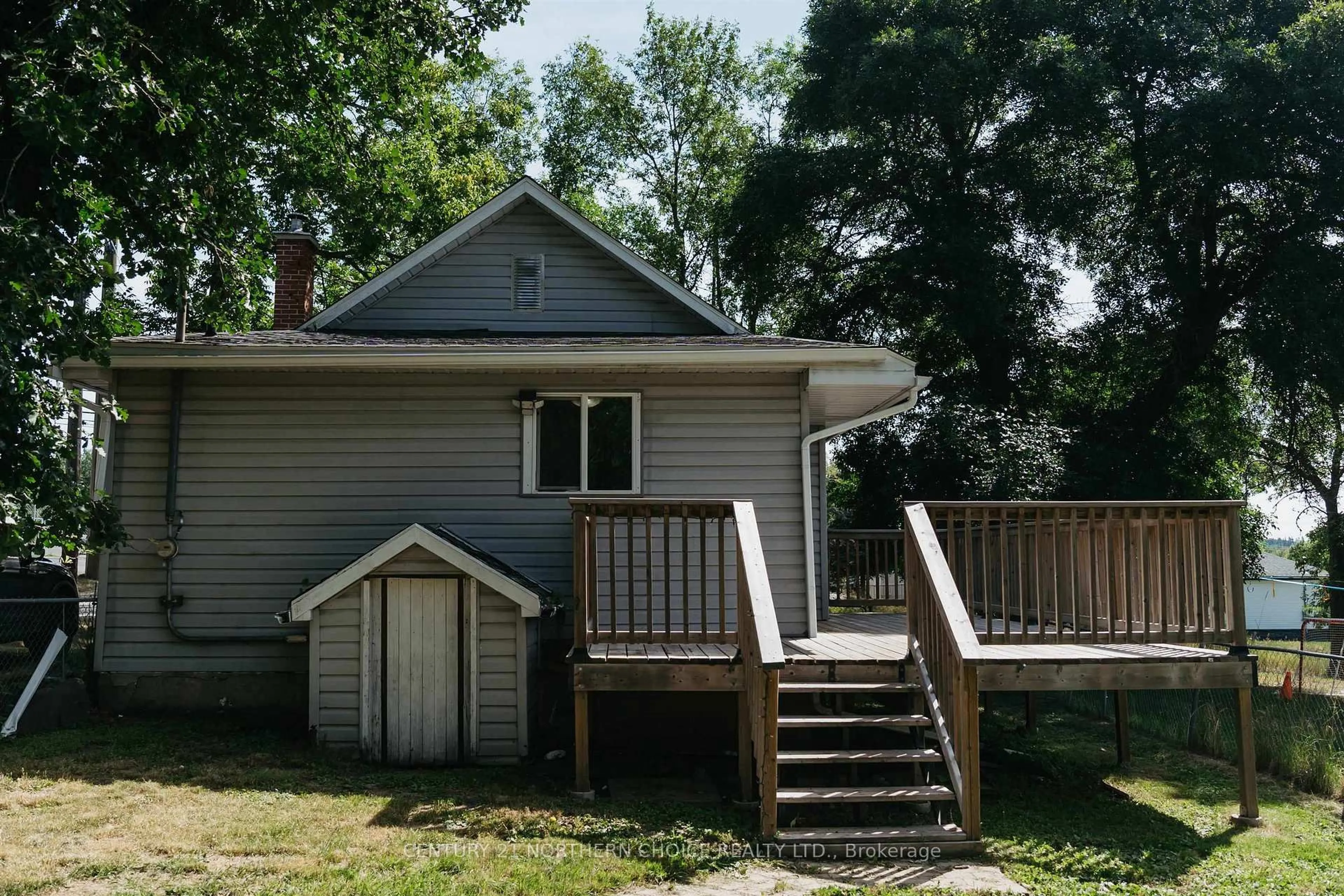 Unknown for 210 Mellick Ave, Kenora Ontario P9N 3C7