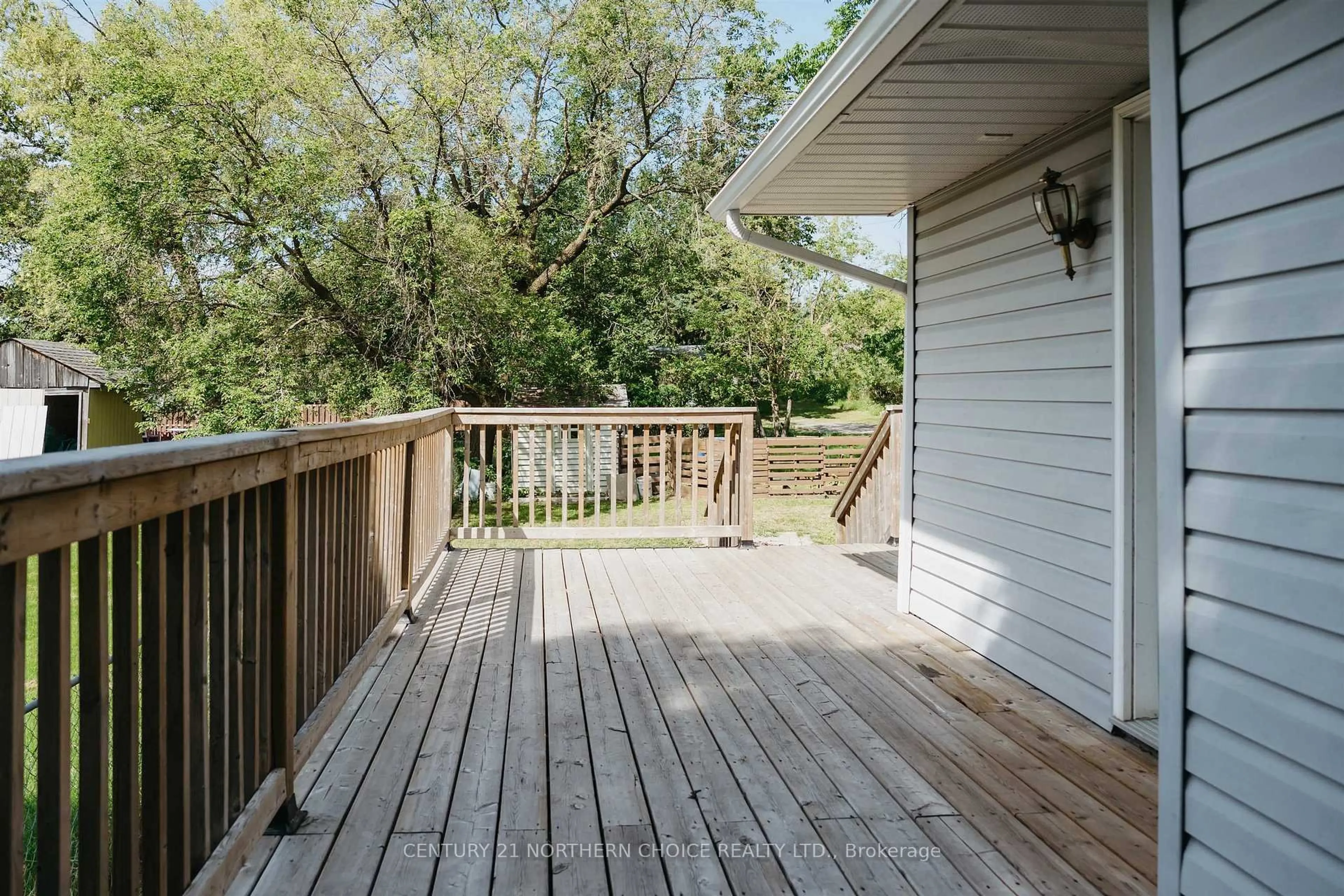 Patio, water/lake/river/ocean view for 210 Mellick Ave, Kenora Ontario P9N 3C7