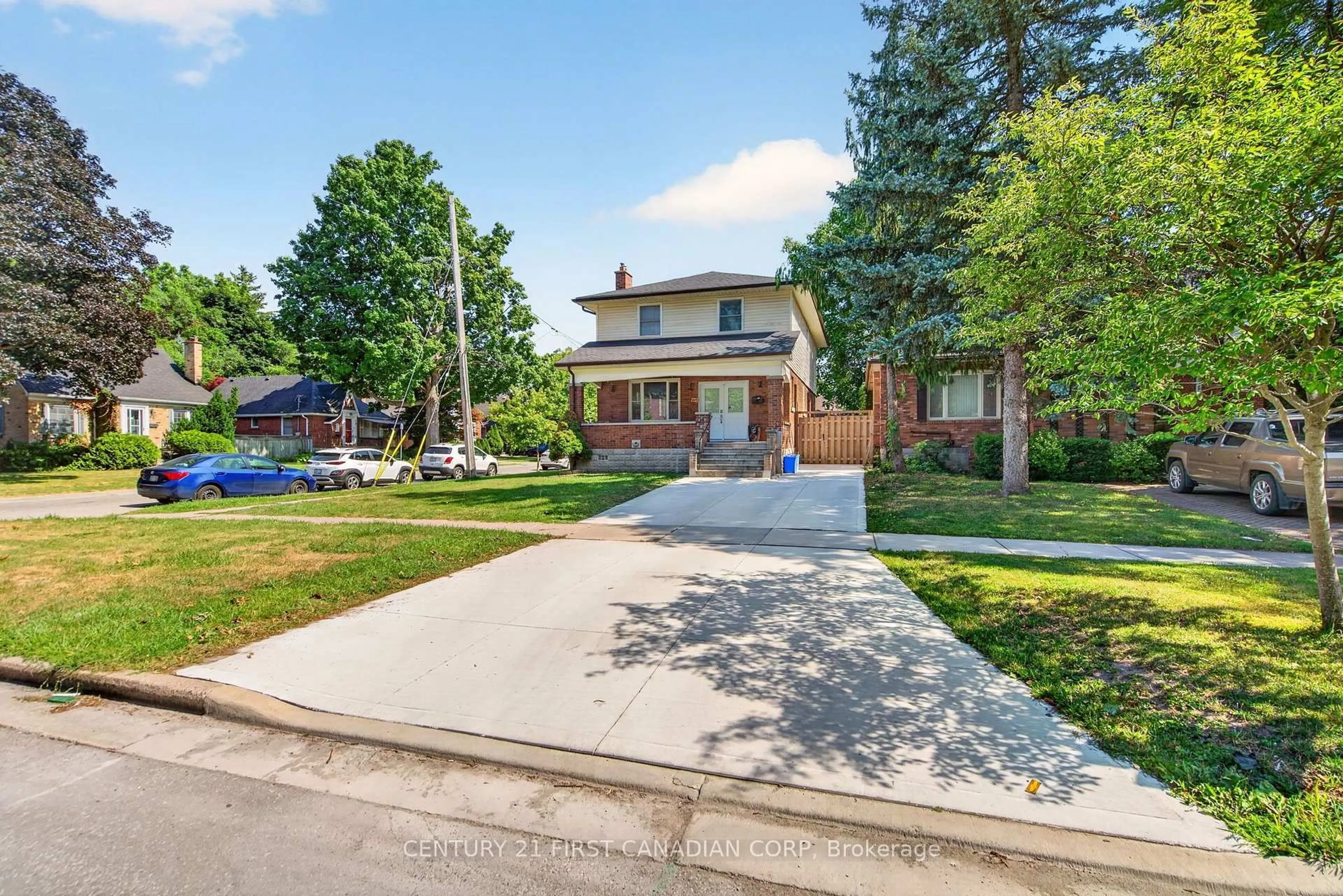 Home with brick exterior material, street for 569 Cheapside St, London East Ontario N5Y 3X7
