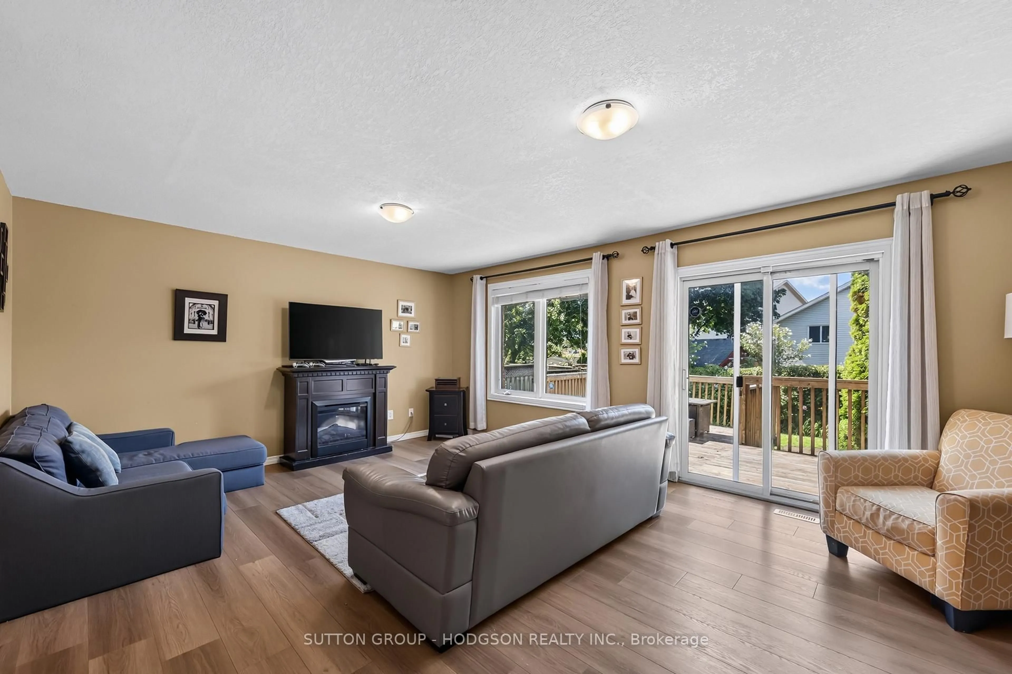 Living room with furniture, unknown for 171 Emerald Rd, London South Ontario N6M 1J3