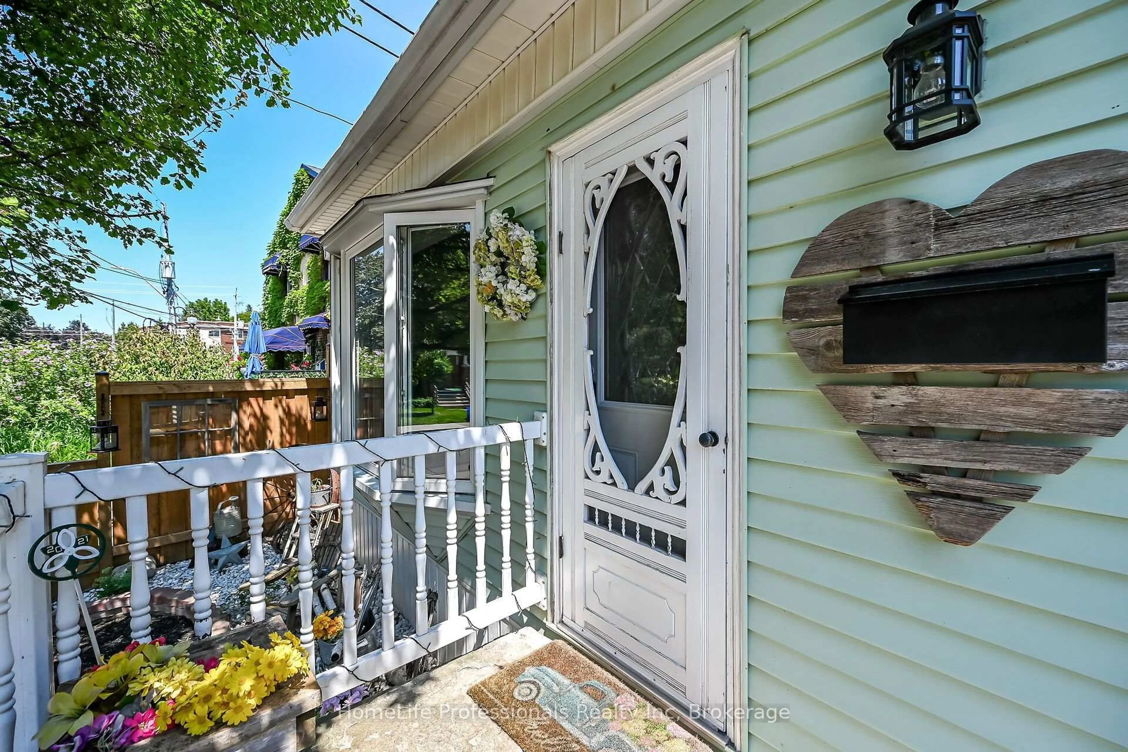 Unknown for 13 Paisley Ave, Hamilton Ontario L8S 1T8