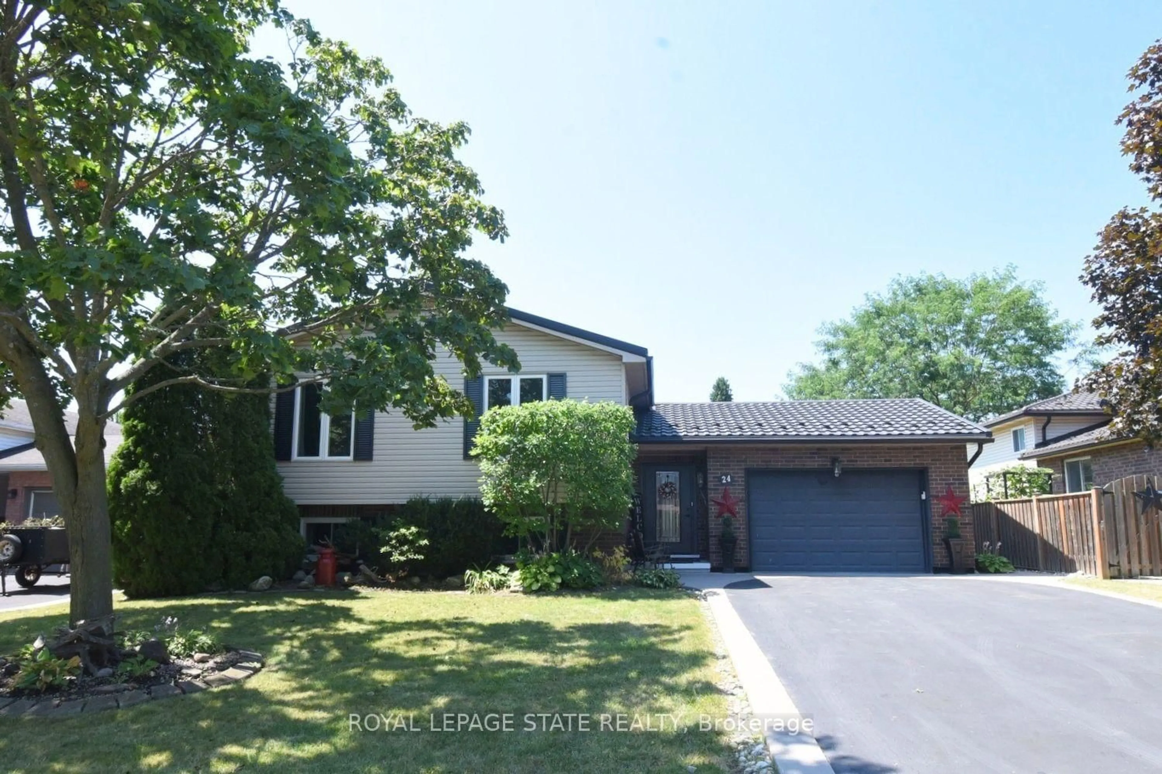 Unknown for 24 Buchanan Dr, Haldimand Ontario N3W 1H1