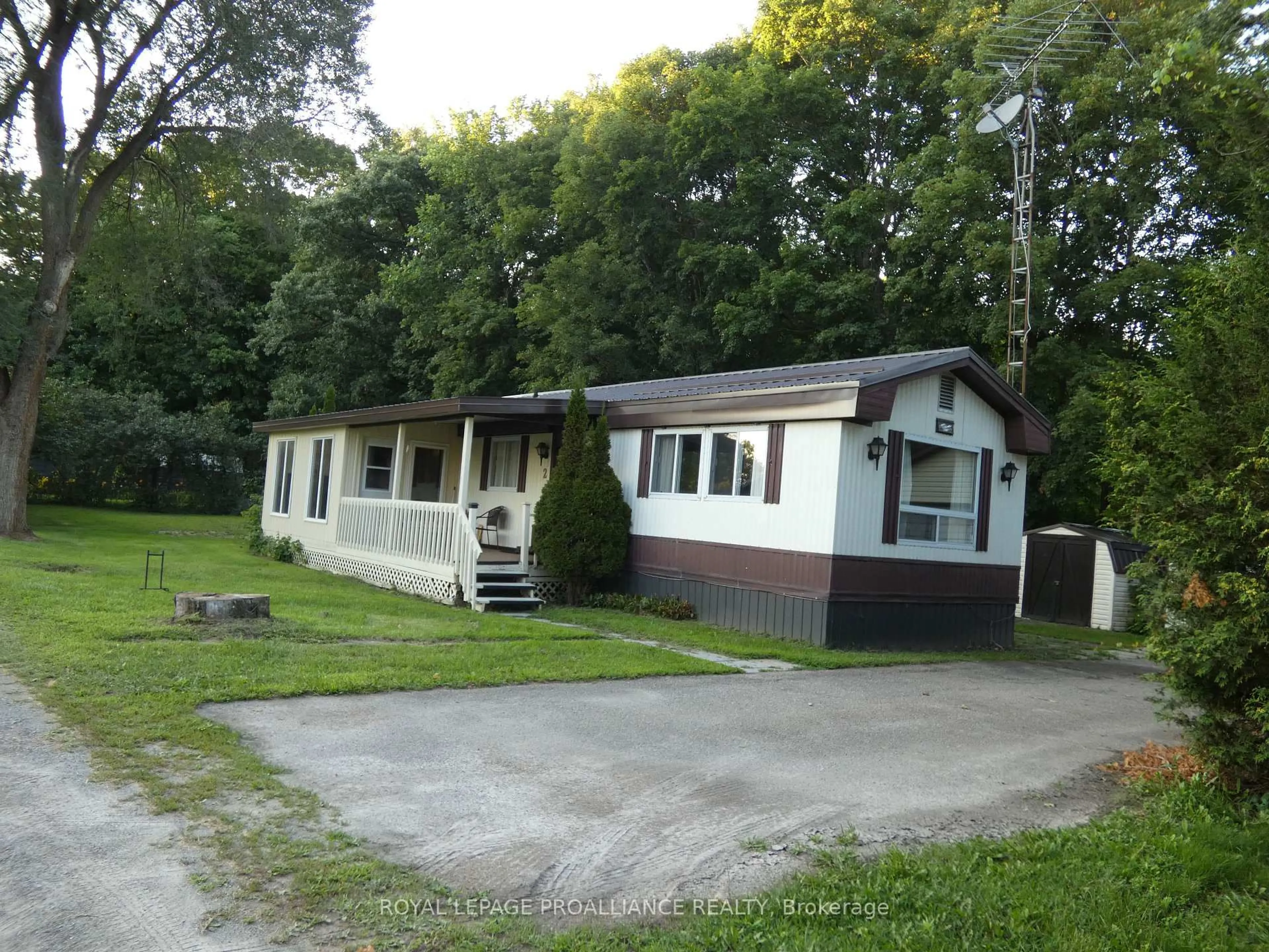 Unknown for 2-1645 County 42 Rd, Rideau Lakes Ontario K0E 1G0