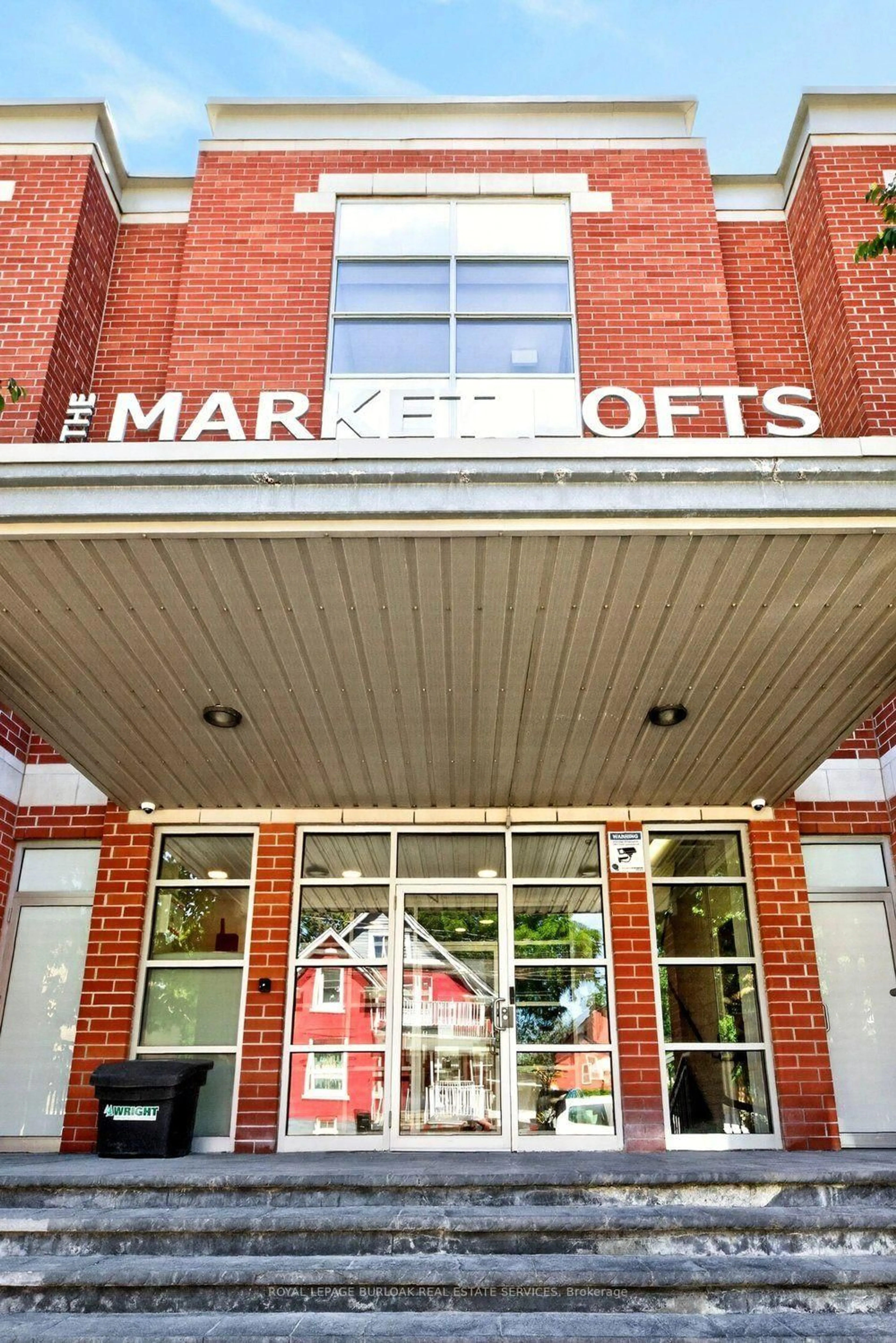 Unknown for 165 Duke St #107, Kitchener Ontario N2H 6T8