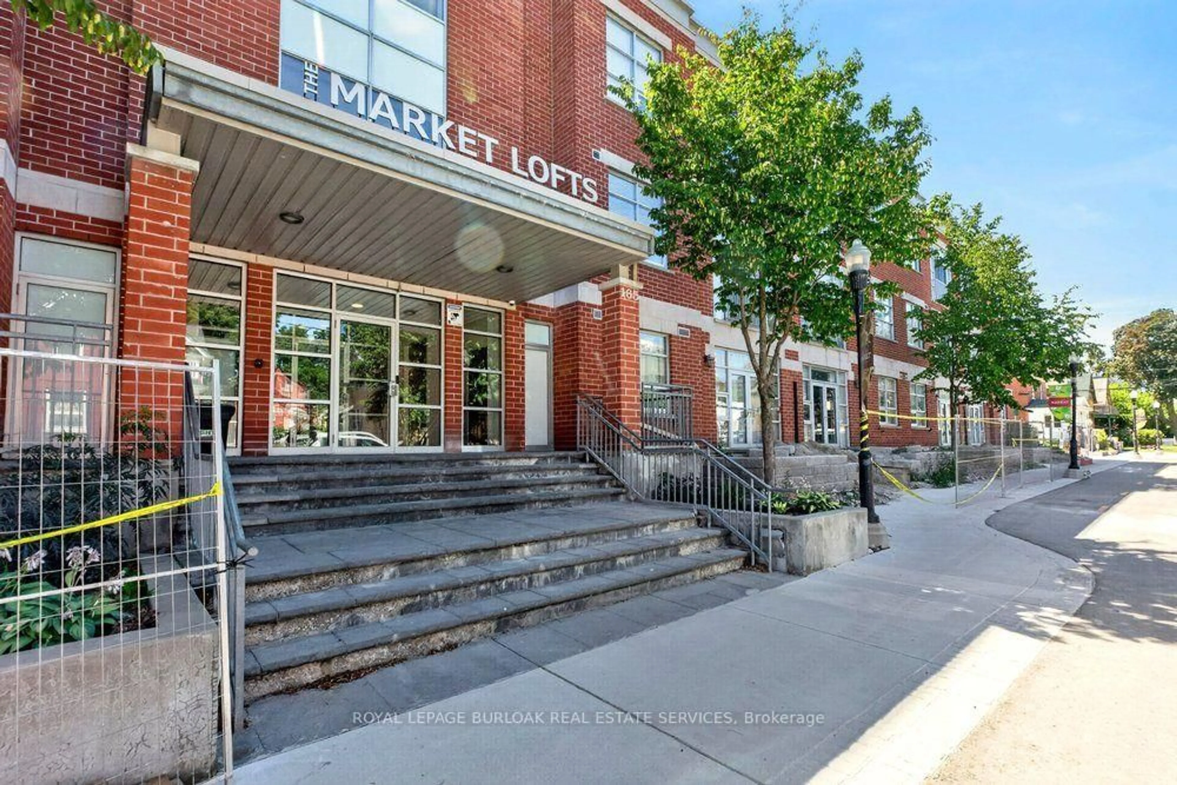 Unknown for 165 Duke St #107, Kitchener Ontario N2H 6T8