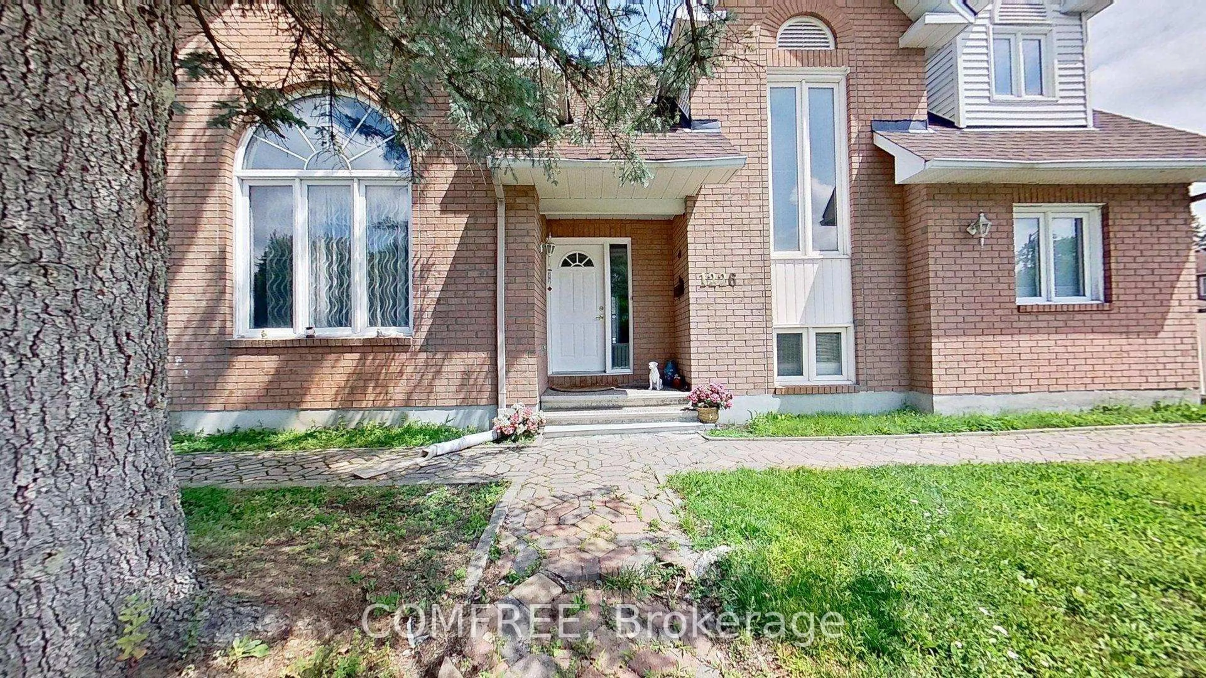 Home with brick exterior material, street for 1226 Matheson Rd, Ottawa Ontario K1J 1A7