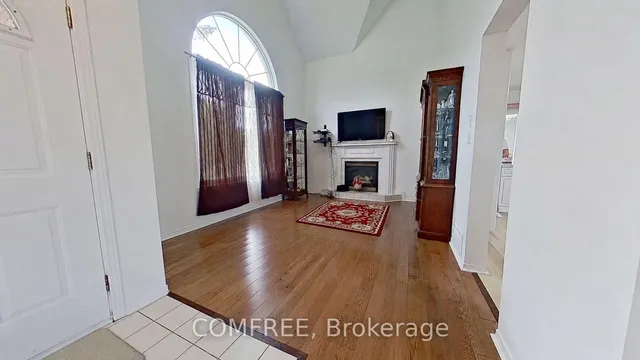 1226 Matheson Rd, Ottawa 3
