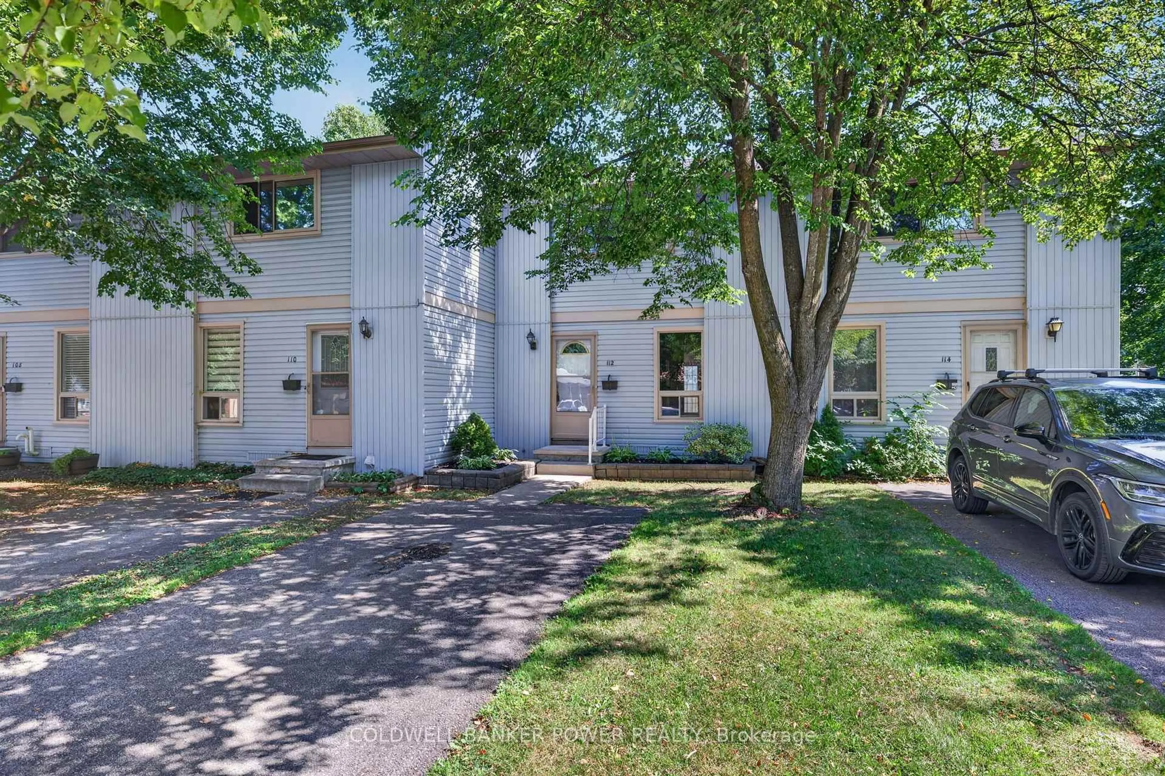 Unknown for 112 Monmore Rd, London North Ontario N6G 3B3