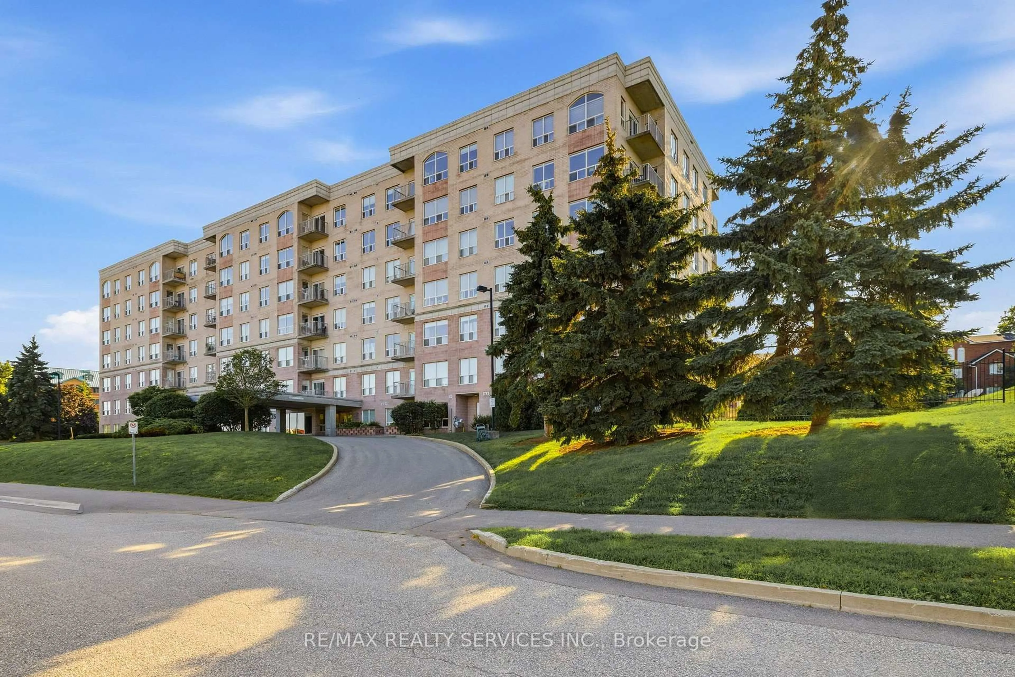 Unknown for 350 Wellington St #212, Kingston Ontario K7K 7J7