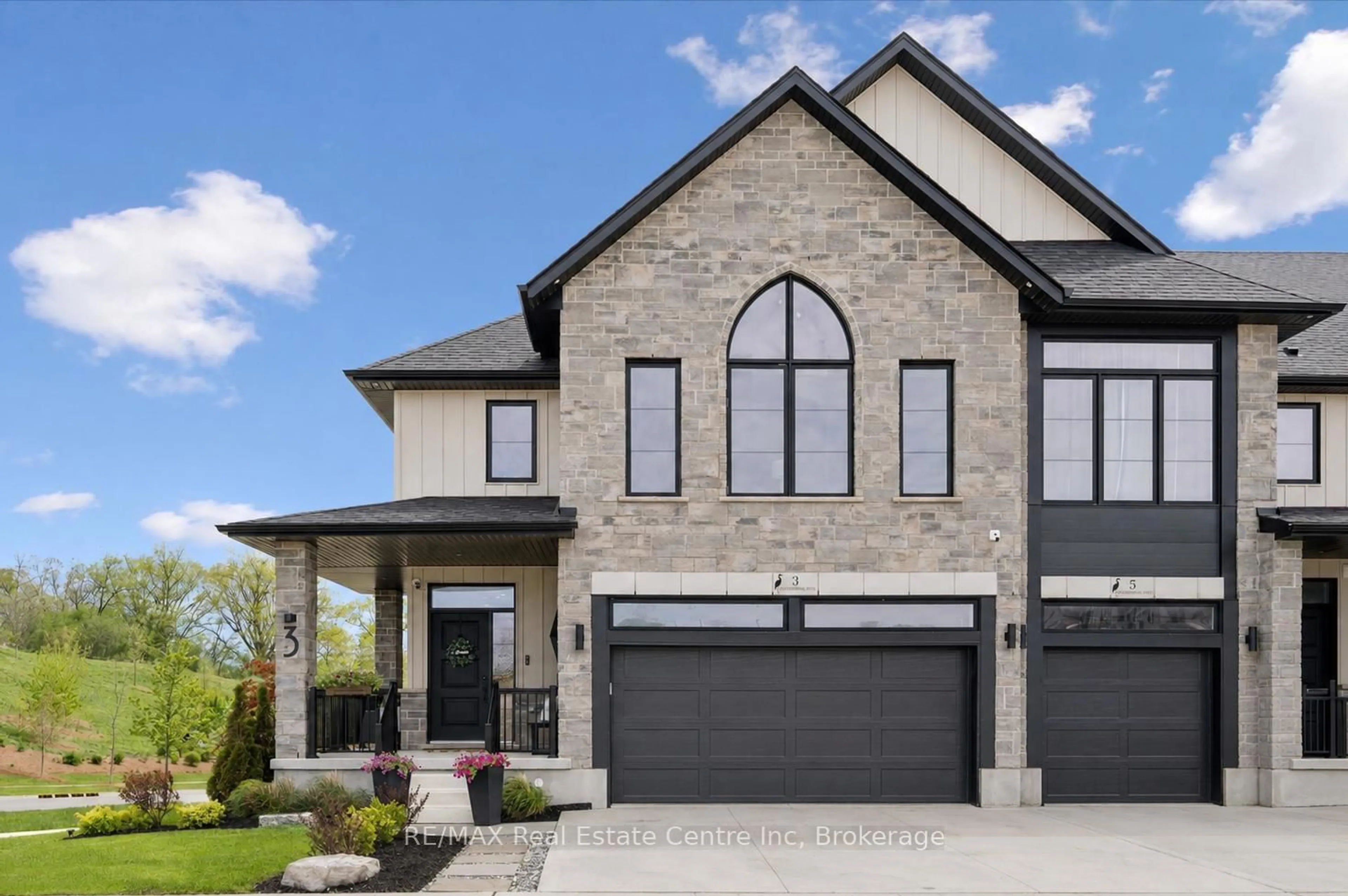 Home with brick exterior material, street for 3 Queensbrook Cres, Cambridge Ontario N1S 0E5