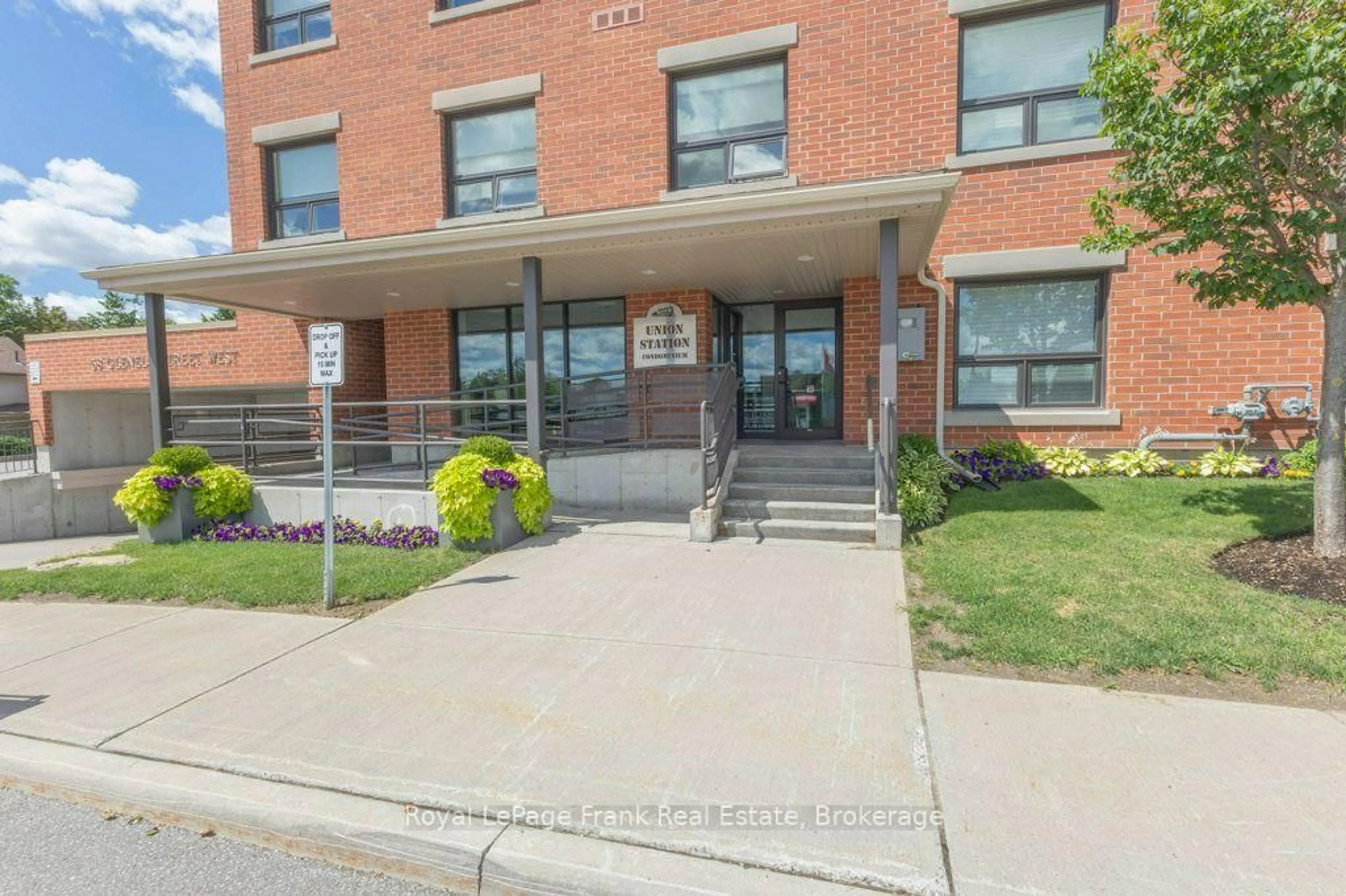 Unknown for 58 Glenelg St #103, Kawartha Lakes Ontario K9V 0M9