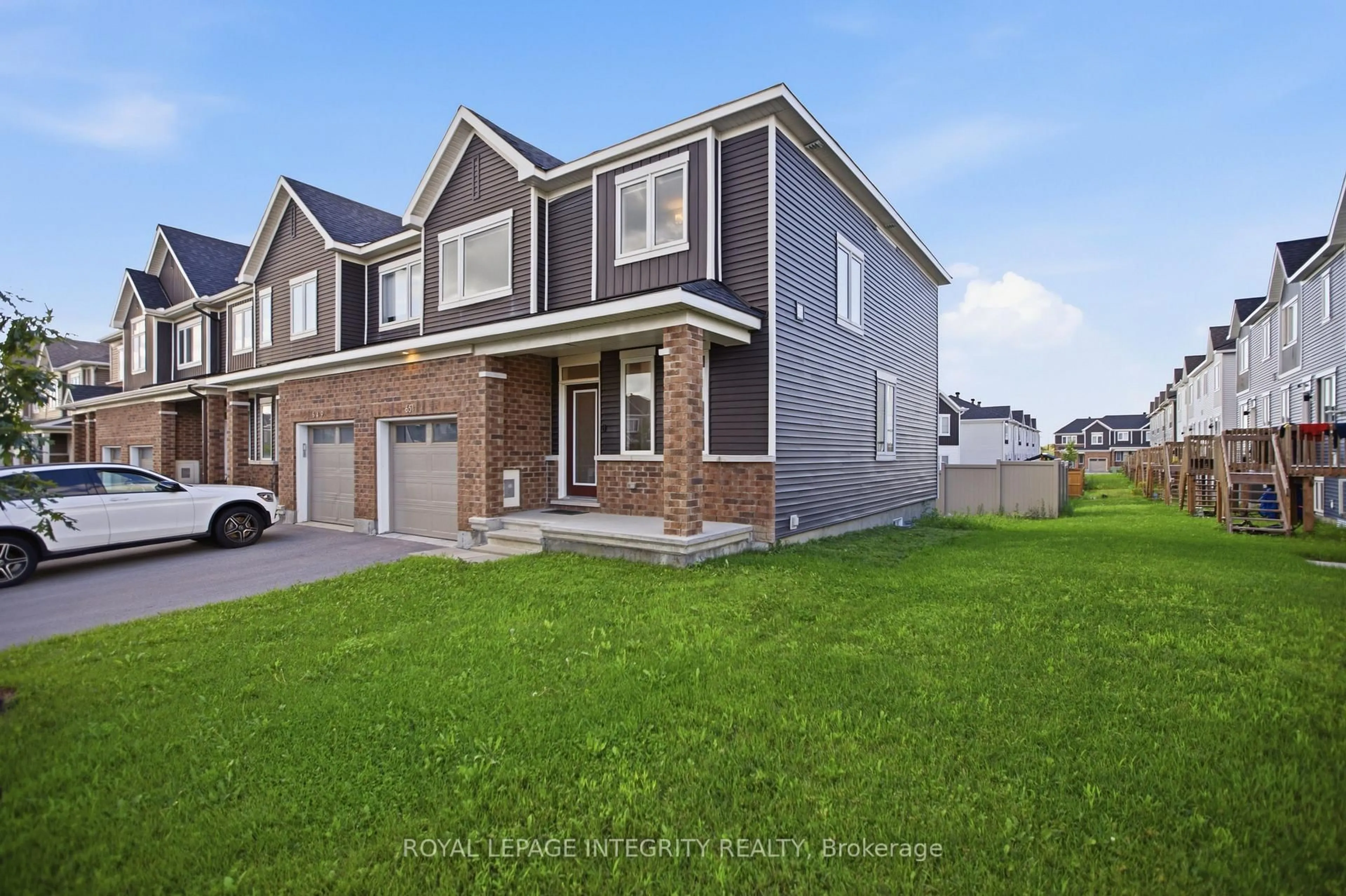 Home with brick exterior material, street for 651 Chillerton Dr, Ottawa Ontario K2J 6C6