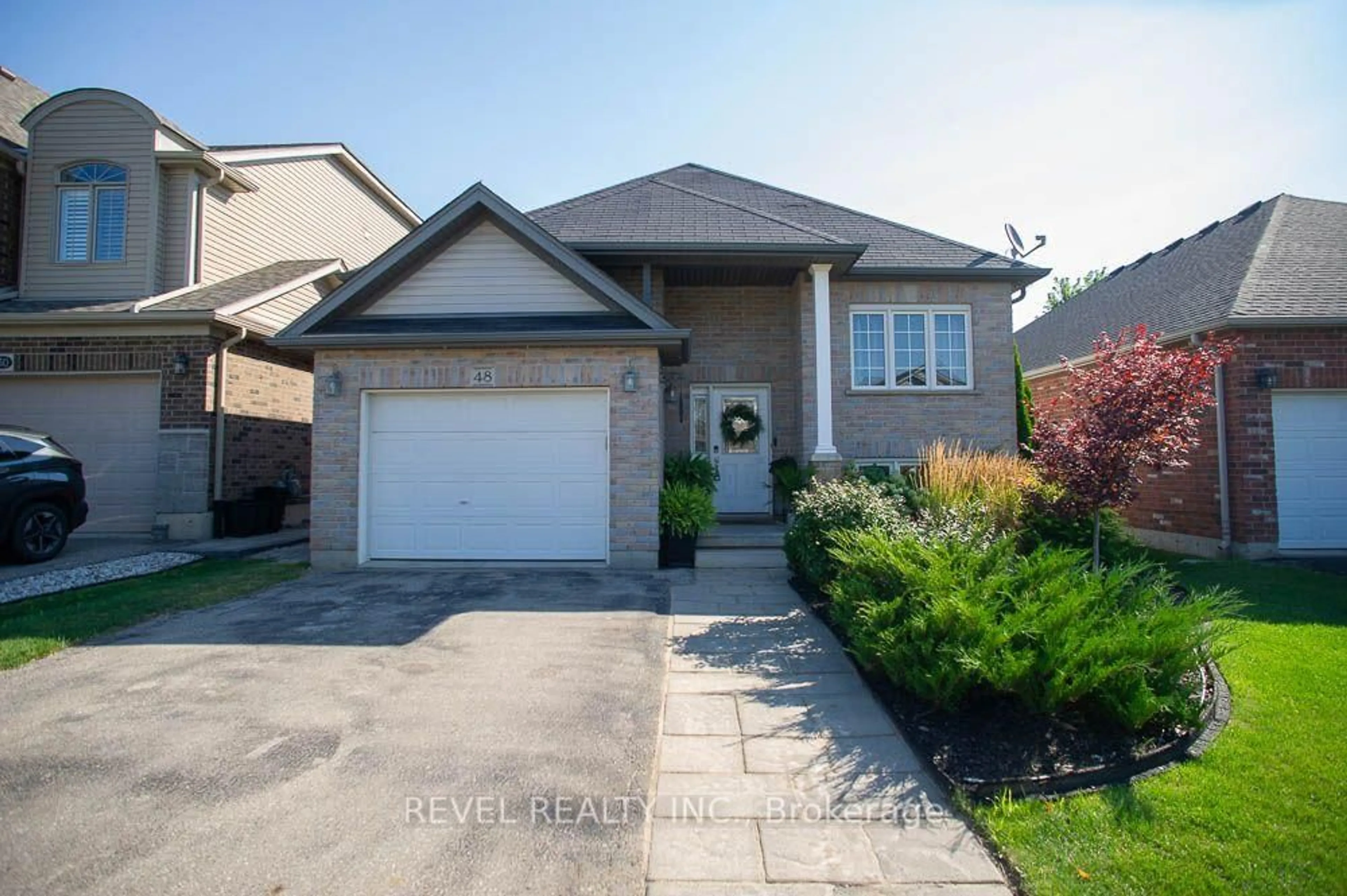 Home with brick exterior material, street for 48 Nightingale Dr, Brantford Ontario N3T 0G3