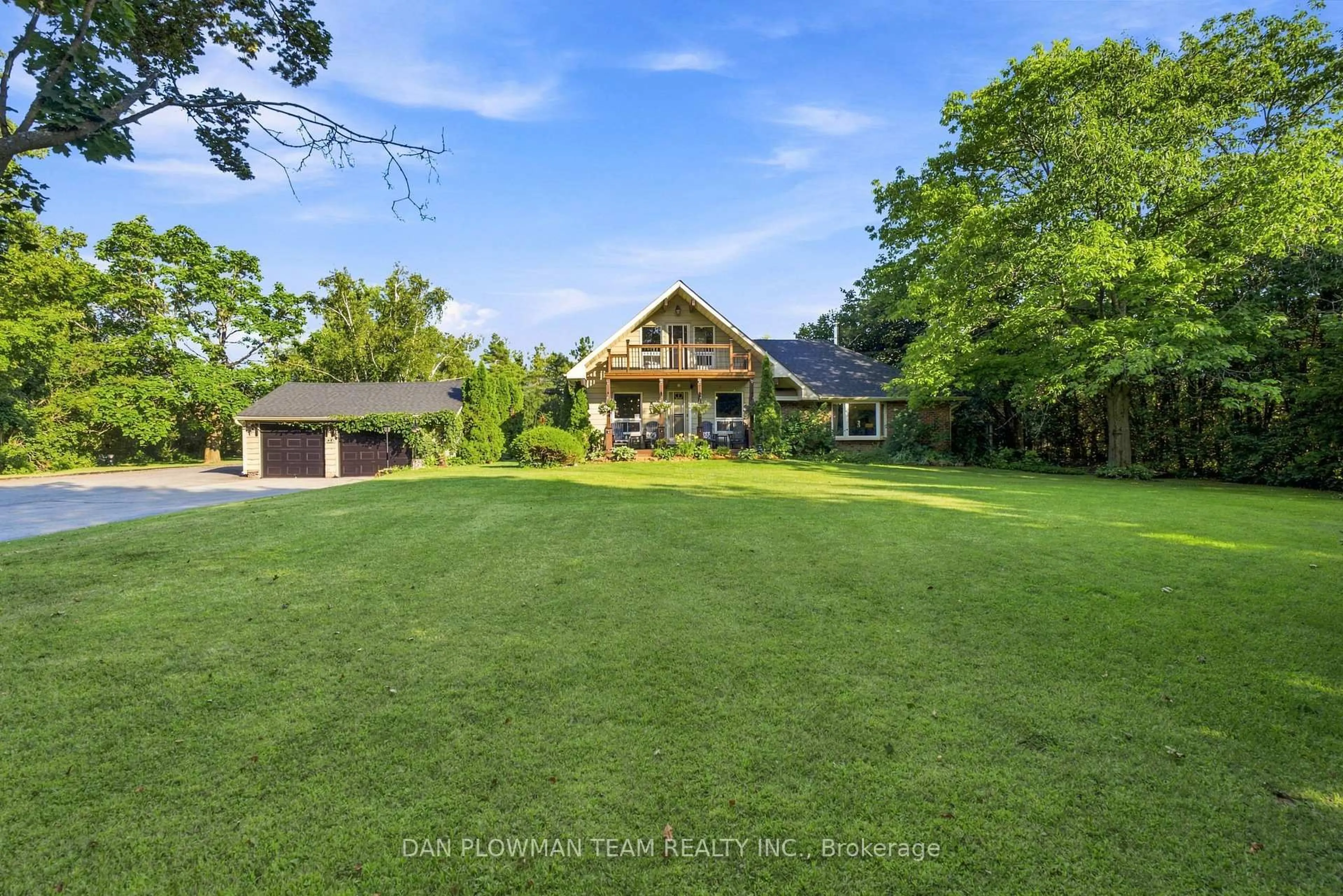 A pic from outside/outdoor area/front of a property/back of a property/a pic from drone, unknown for 9 Valley Rd, Cavan Monaghan Ontario L0A 1G0