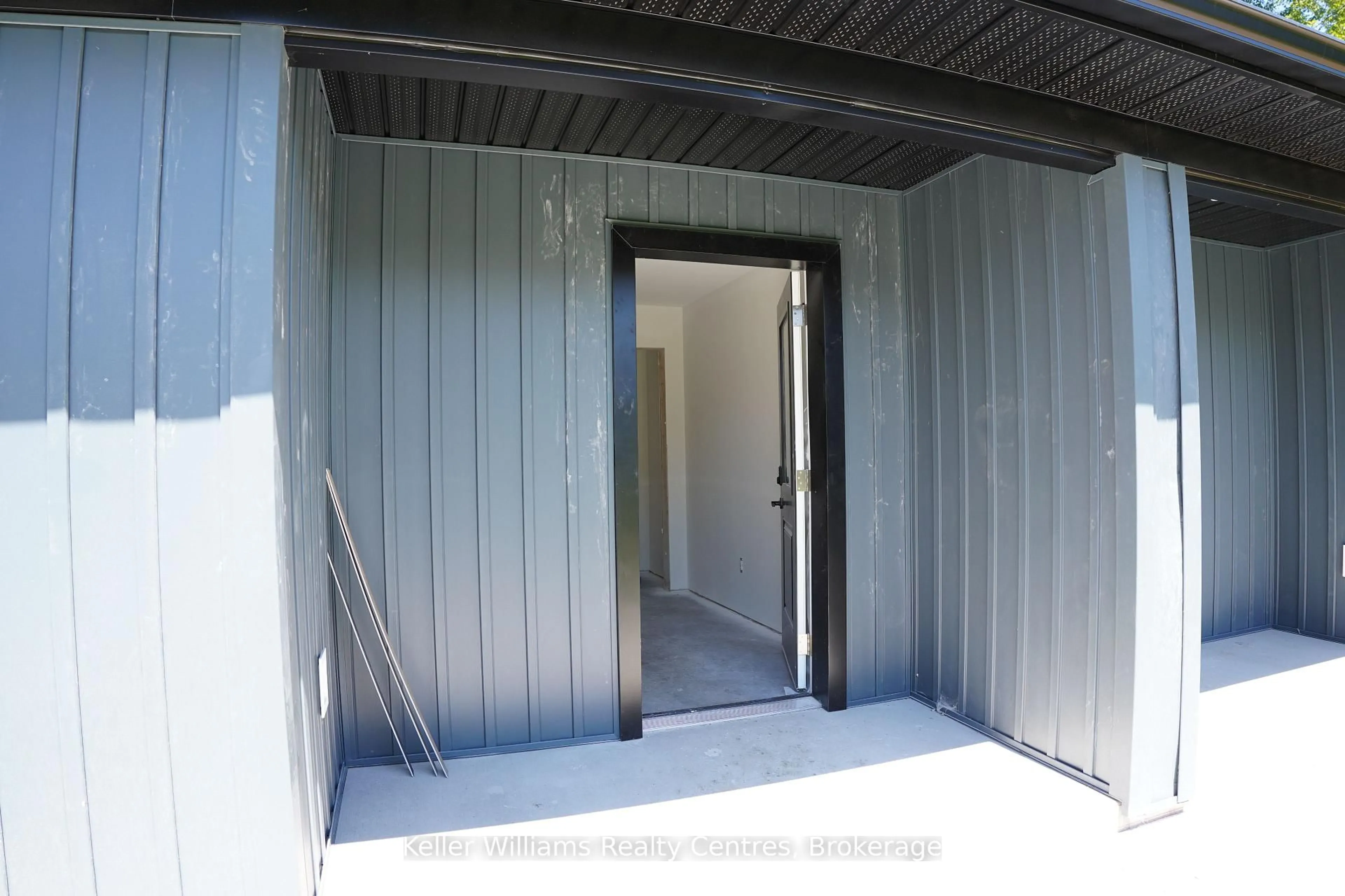 Unknown for 665 Watson St, South Bruce Peninsula Ontario N0H 2T0