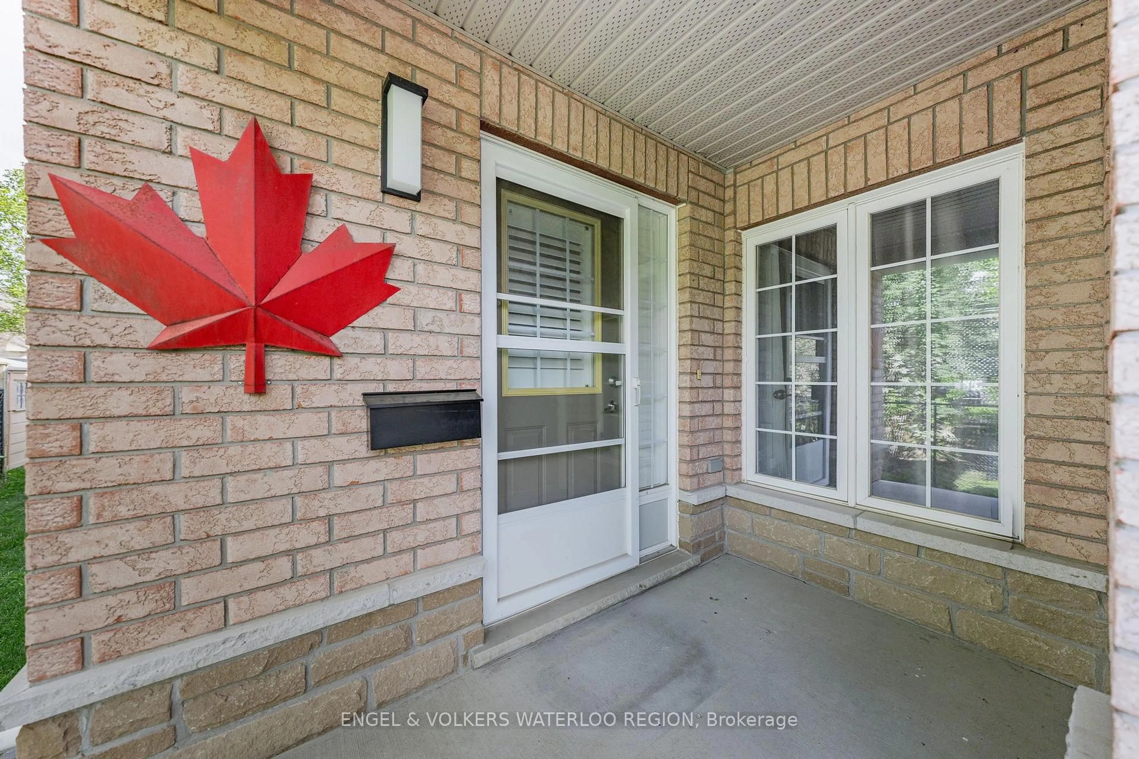 Unknown for 139 Reiber Crt, Waterloo Ontario N2L 6M9