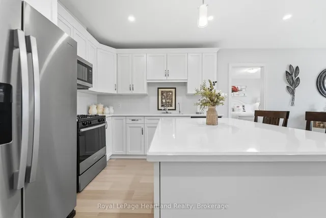 251 Lake Breeze Dr, Ashfield-Colborne-Wawanosh 5