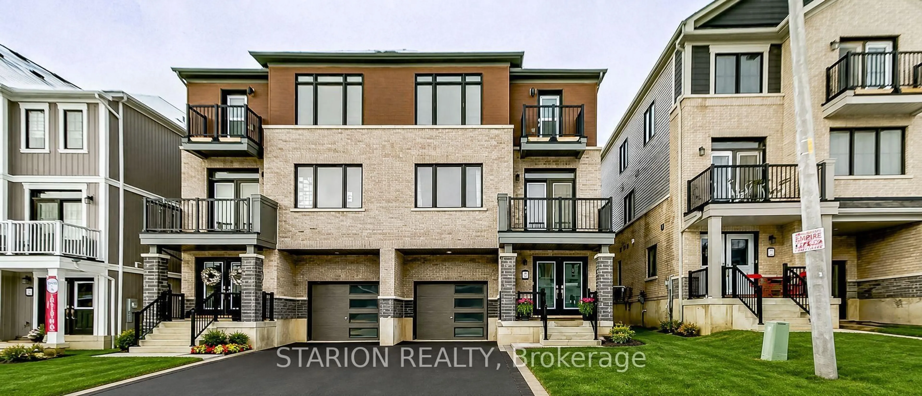 Home with brick exterior material, street for 29 Granville Cres, Haldimand Ontario N3W 0J5