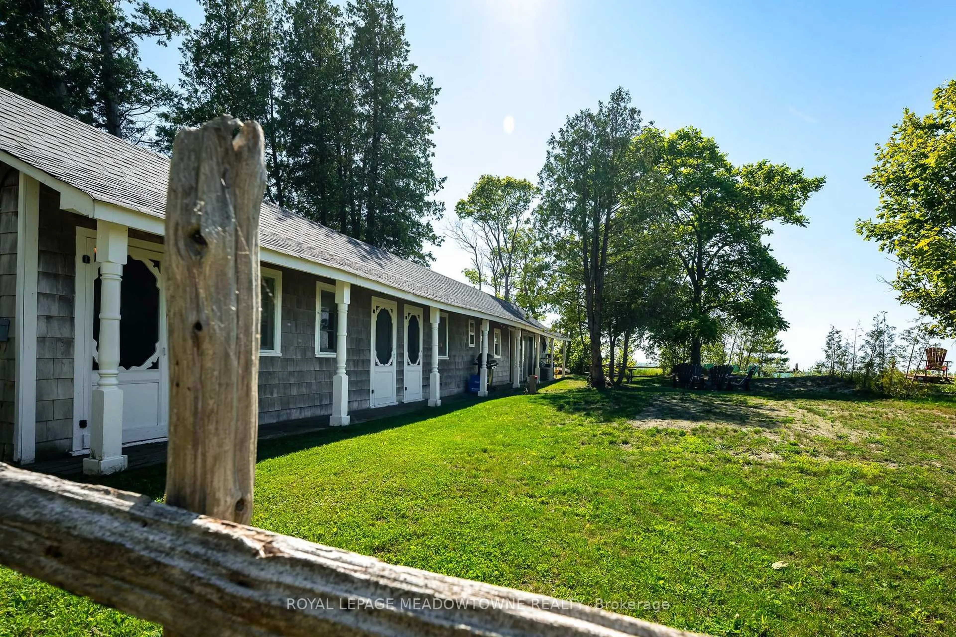 Unknown for 105 5TH Ave, Native Leased Lands Ontario N0H 2L0