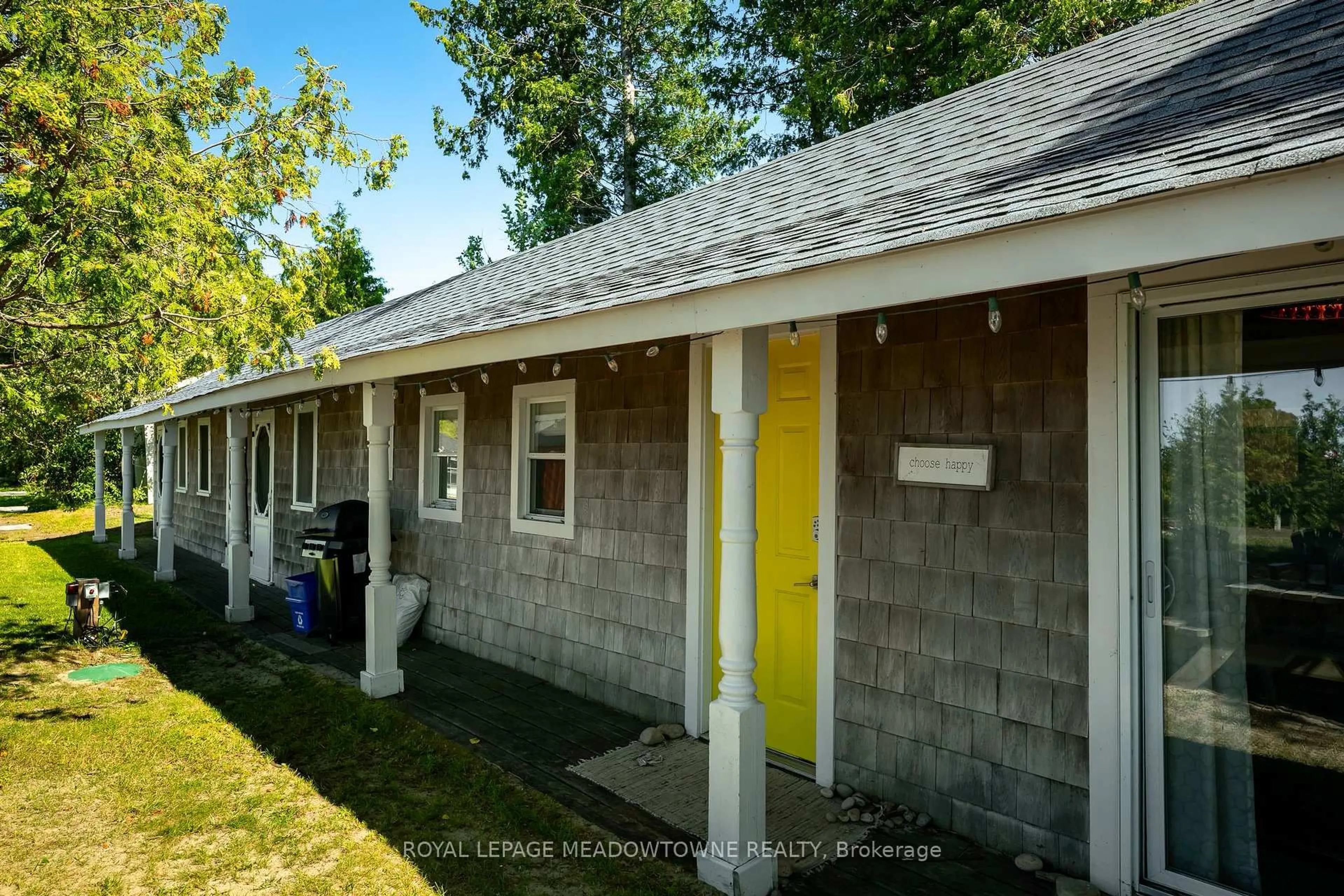 Unknown for 105 5TH Ave, Native Leased Lands Ontario N0H 2L0
