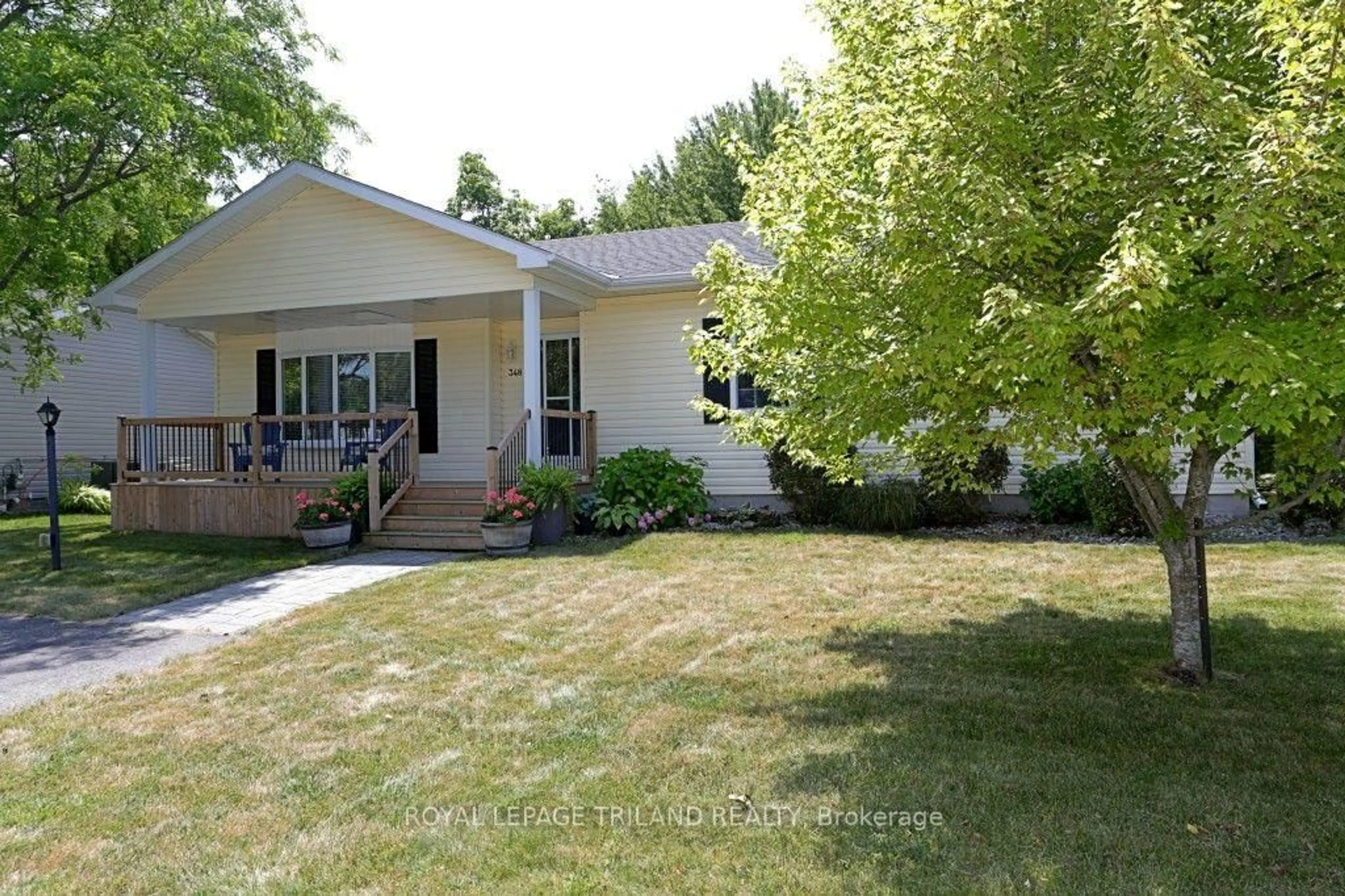 Unknown for 348 Shannon Blvd, South Huron Ontario N0M 1T0