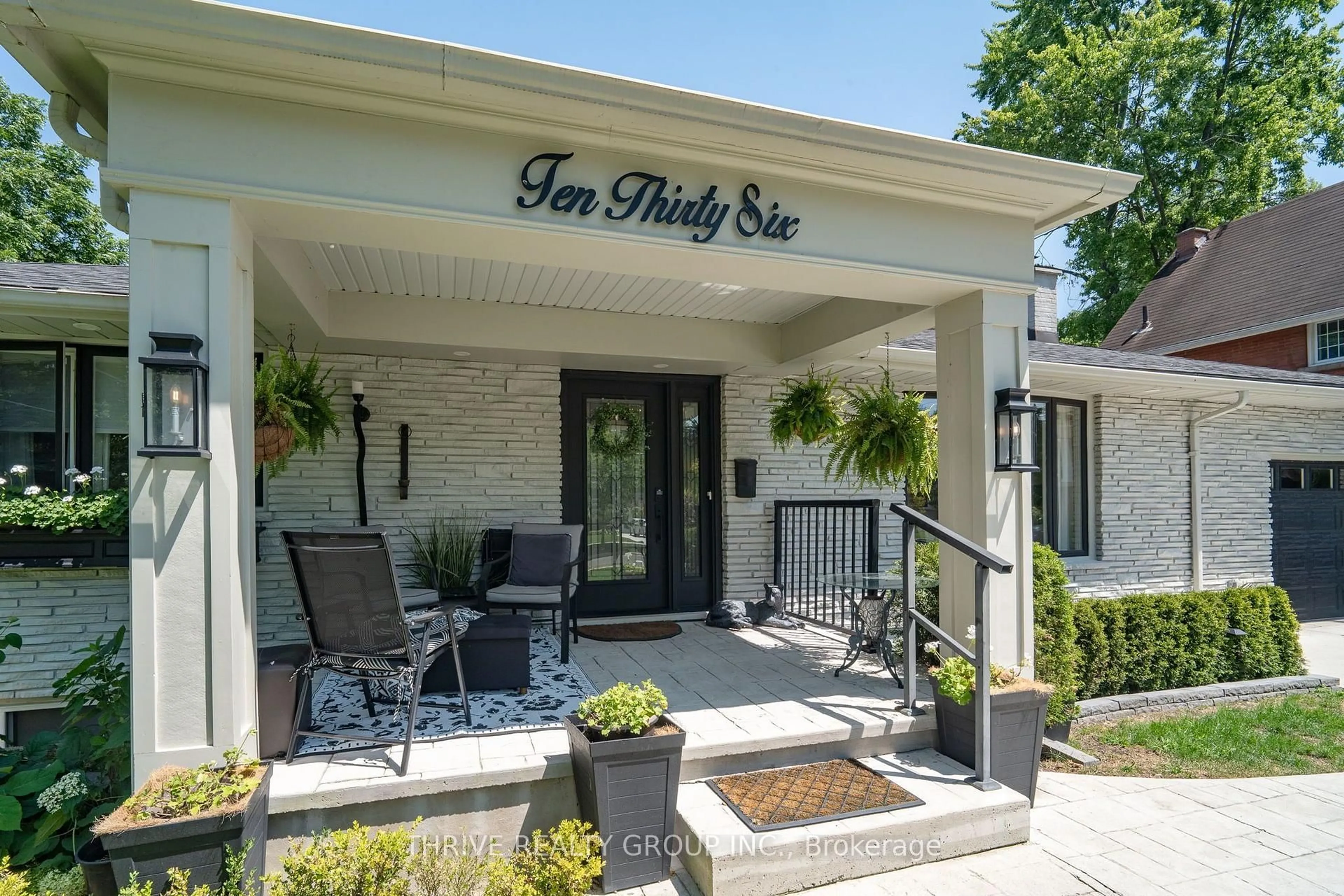 Indoor entryway for 1036 William St, London East Ontario N5Y 2S9