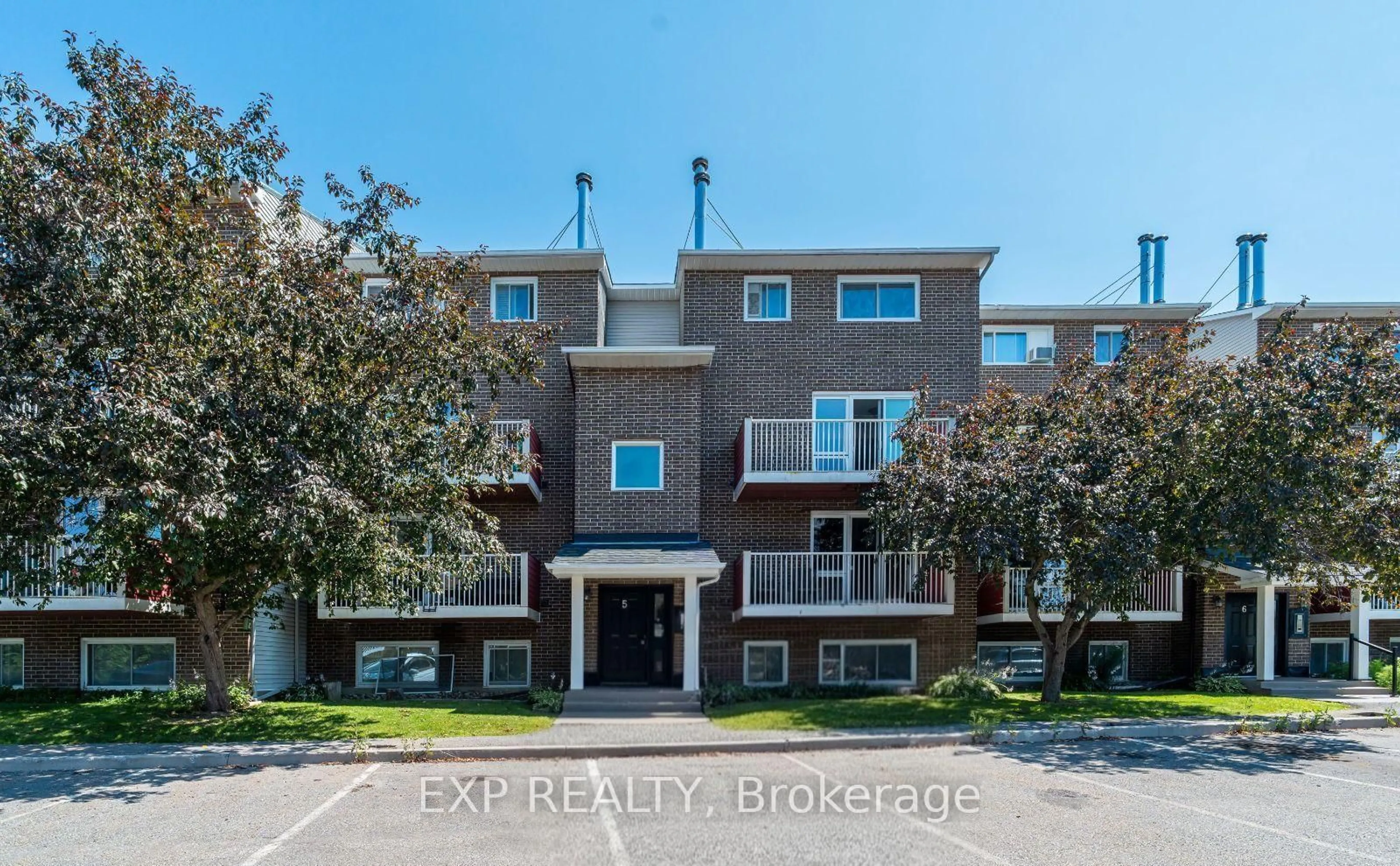Unknown for 1589 St. Bernard St #505, Ottawa Ontario K1T 3H9