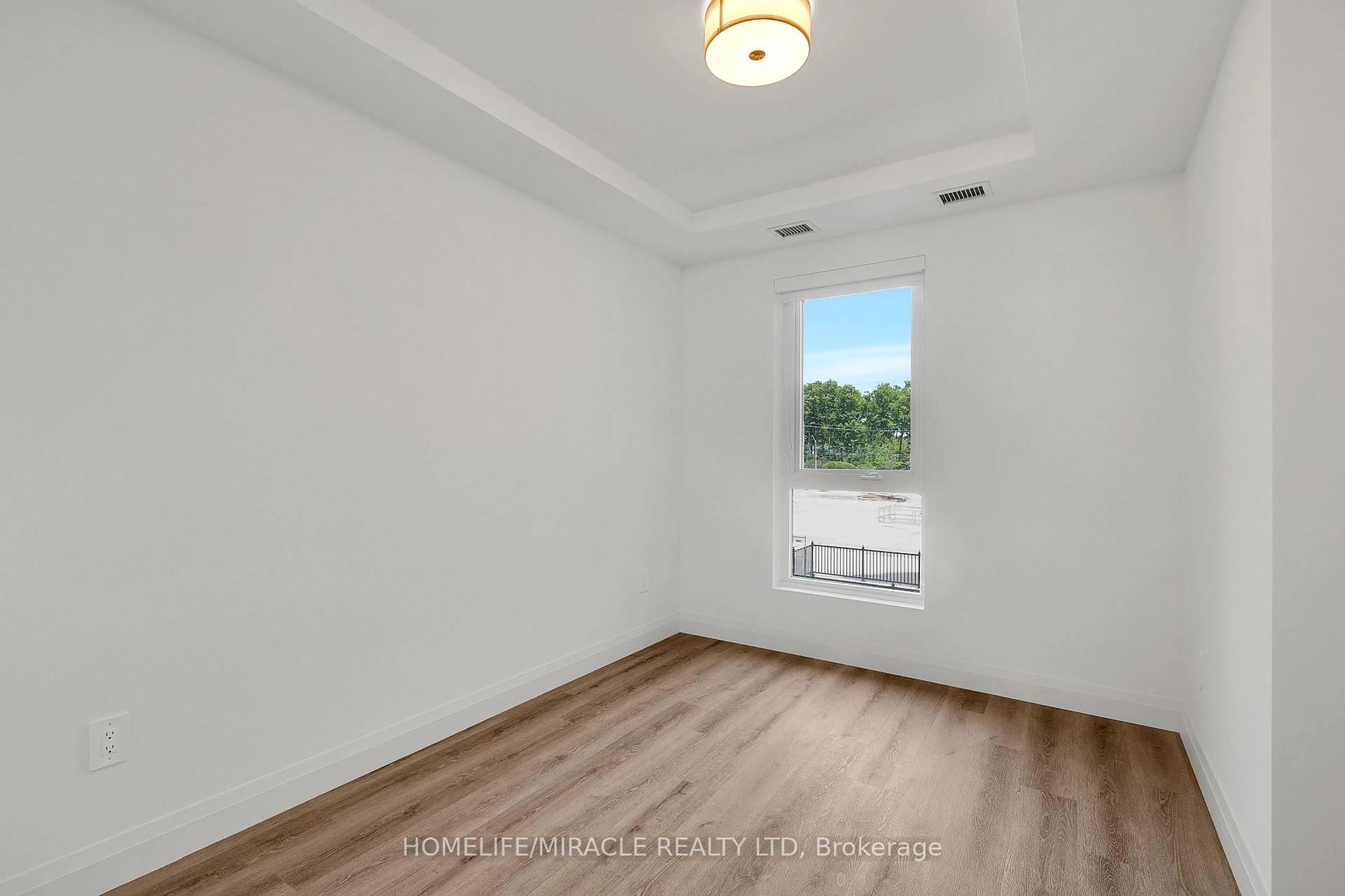 A pic of a room for 1333 Weber St #201, Kitchener Ontario N2A 1C2
