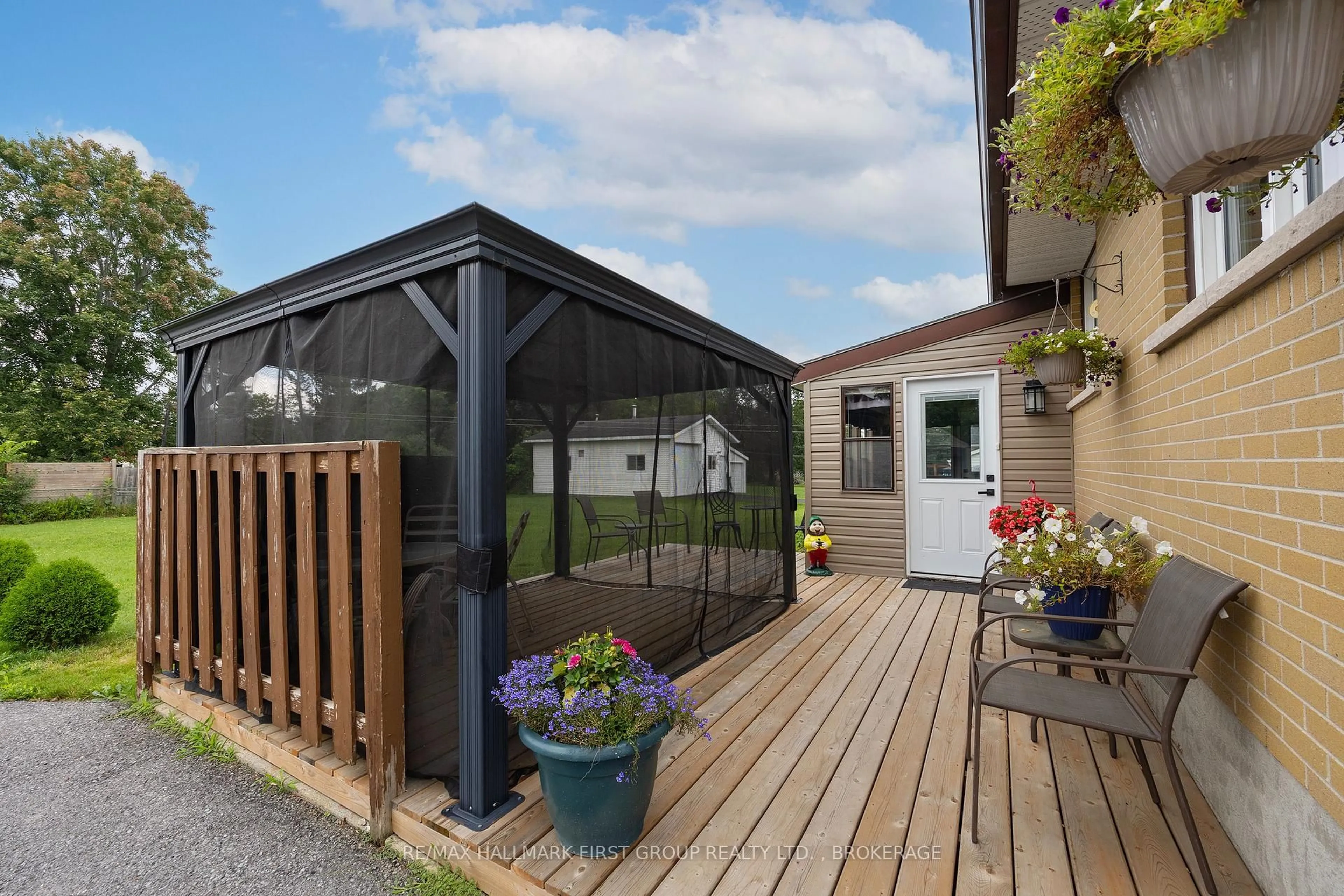 Patio, street for 1440 Sproule St, Kingston Ontario K7P 2V3