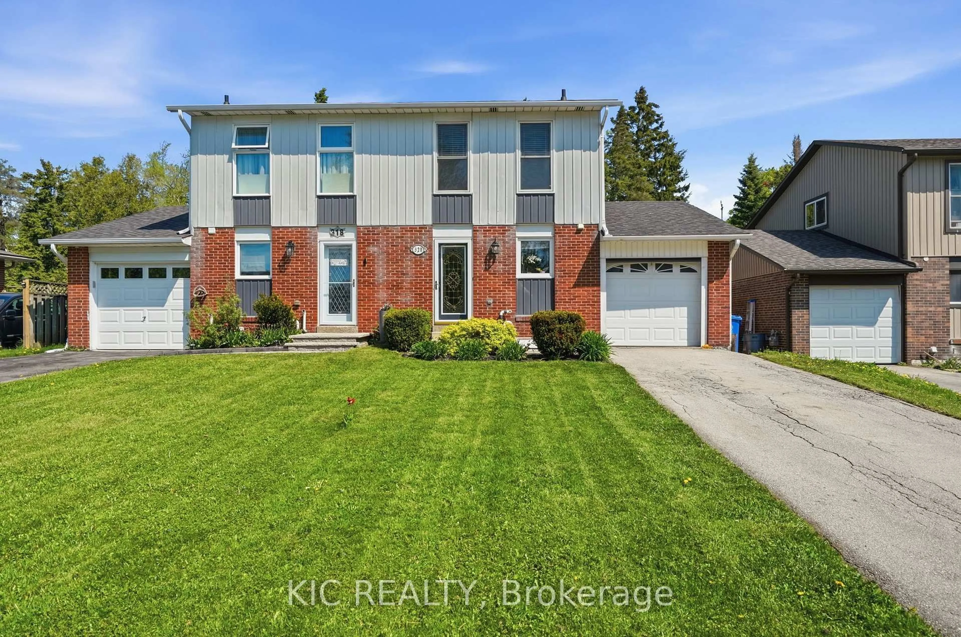 Home with brick exterior material, street for 320 Centre St, Shelburne Ontario L9V 2Y6