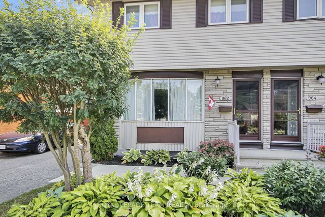 962 Dynes Rd, Ottawa 2