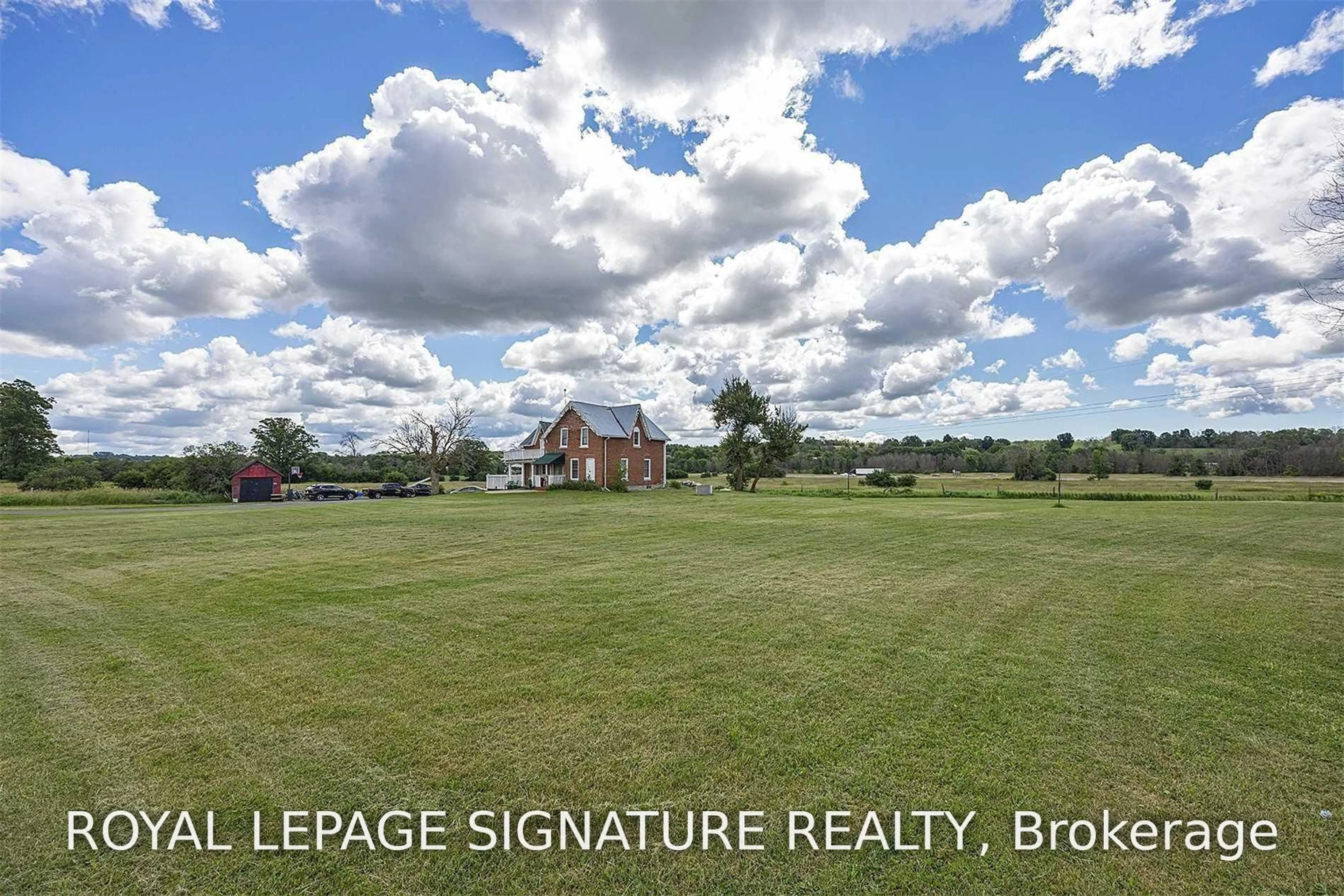 A pic from outside/outdoor area/front of a property/back of a property/a pic from drone, unknown for 480 Newburgh Rd, Plantagenet Ontario K7R 3L2