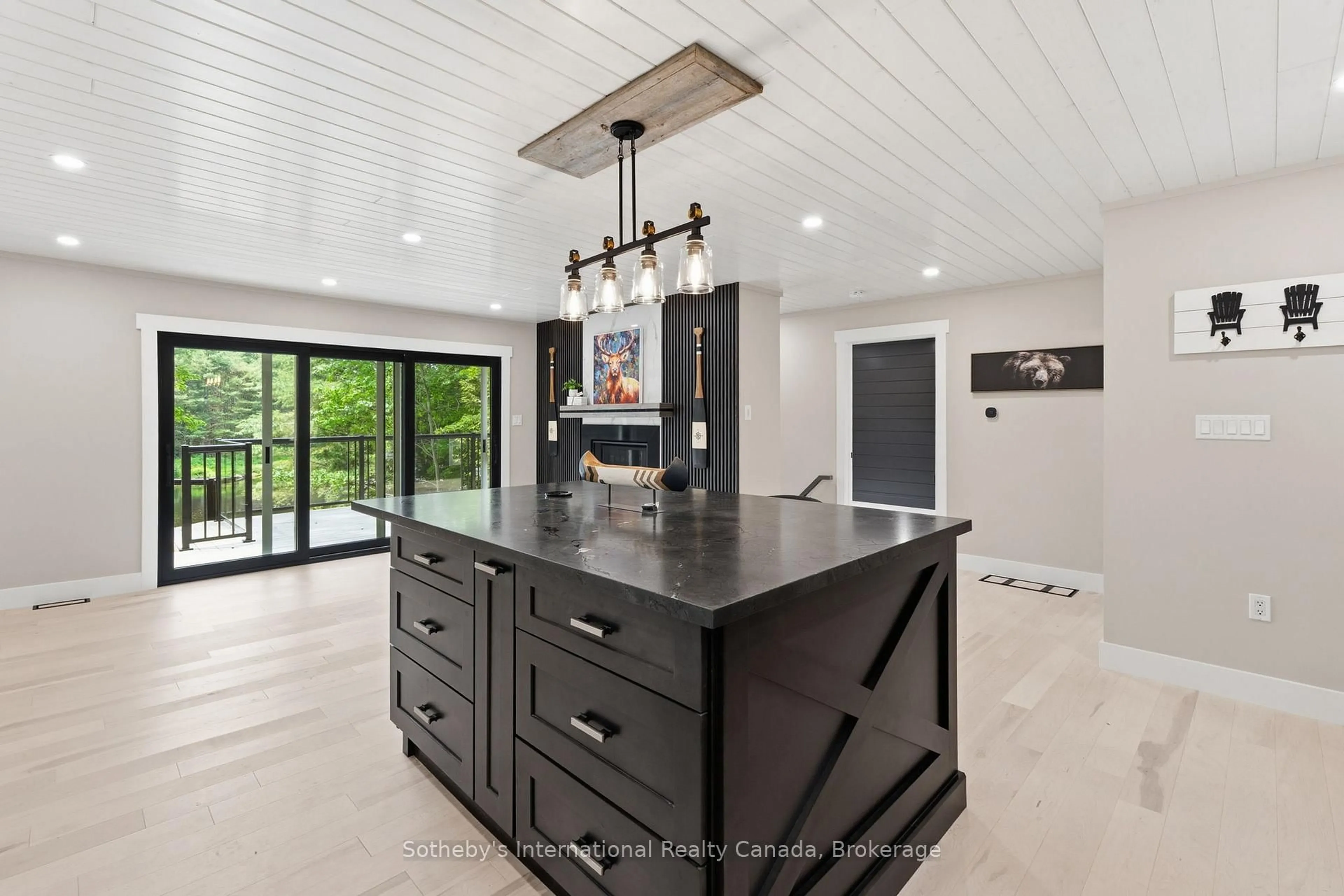 Open concept kitchen, ceramic/tile floor for 1023 Strachan Point Rd, Muskoka Lakes Ontario P0C 1A0