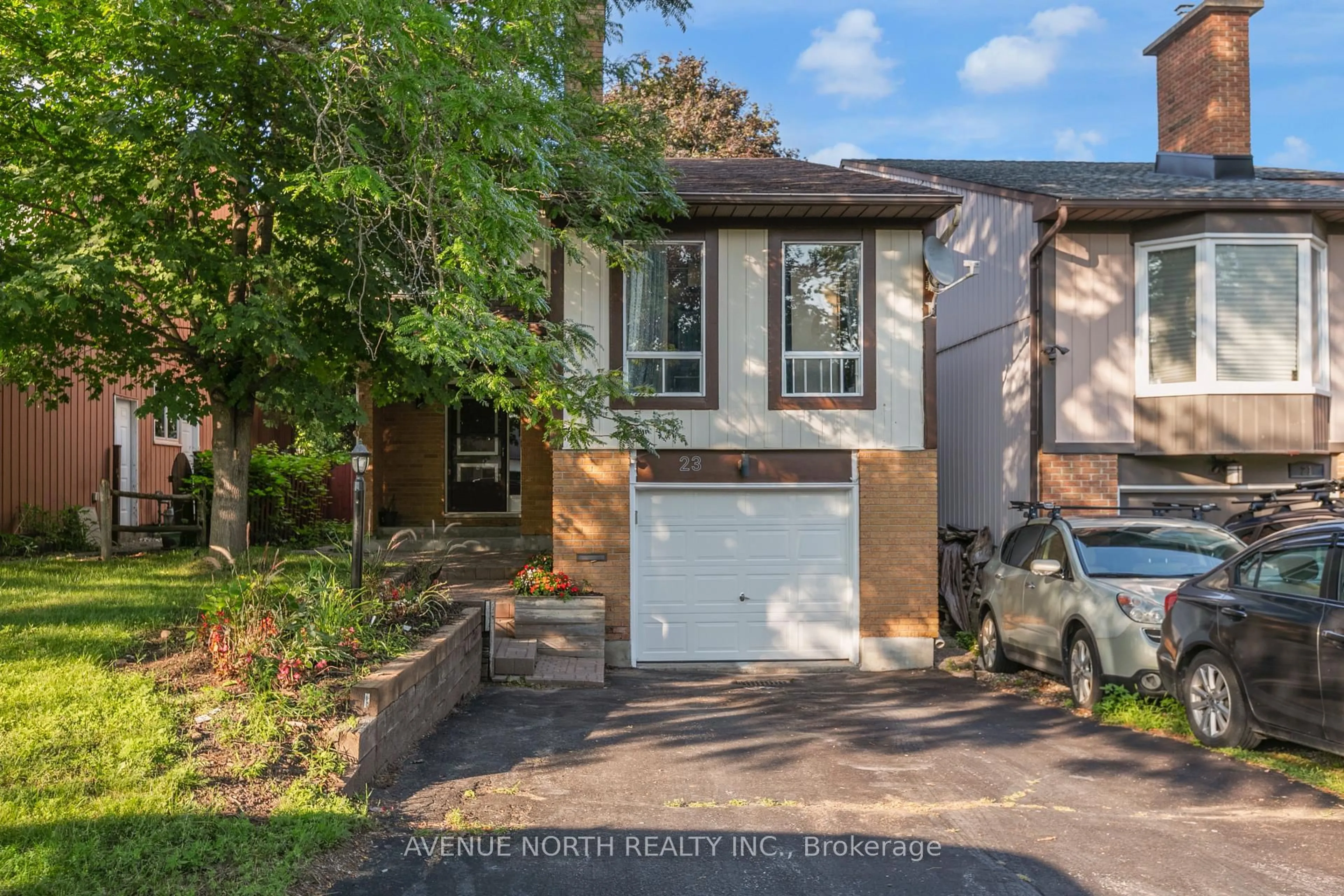 Home with brick exterior material, street for 23 Bluegrass Dr, Ottawa Ontario K2M 1G2