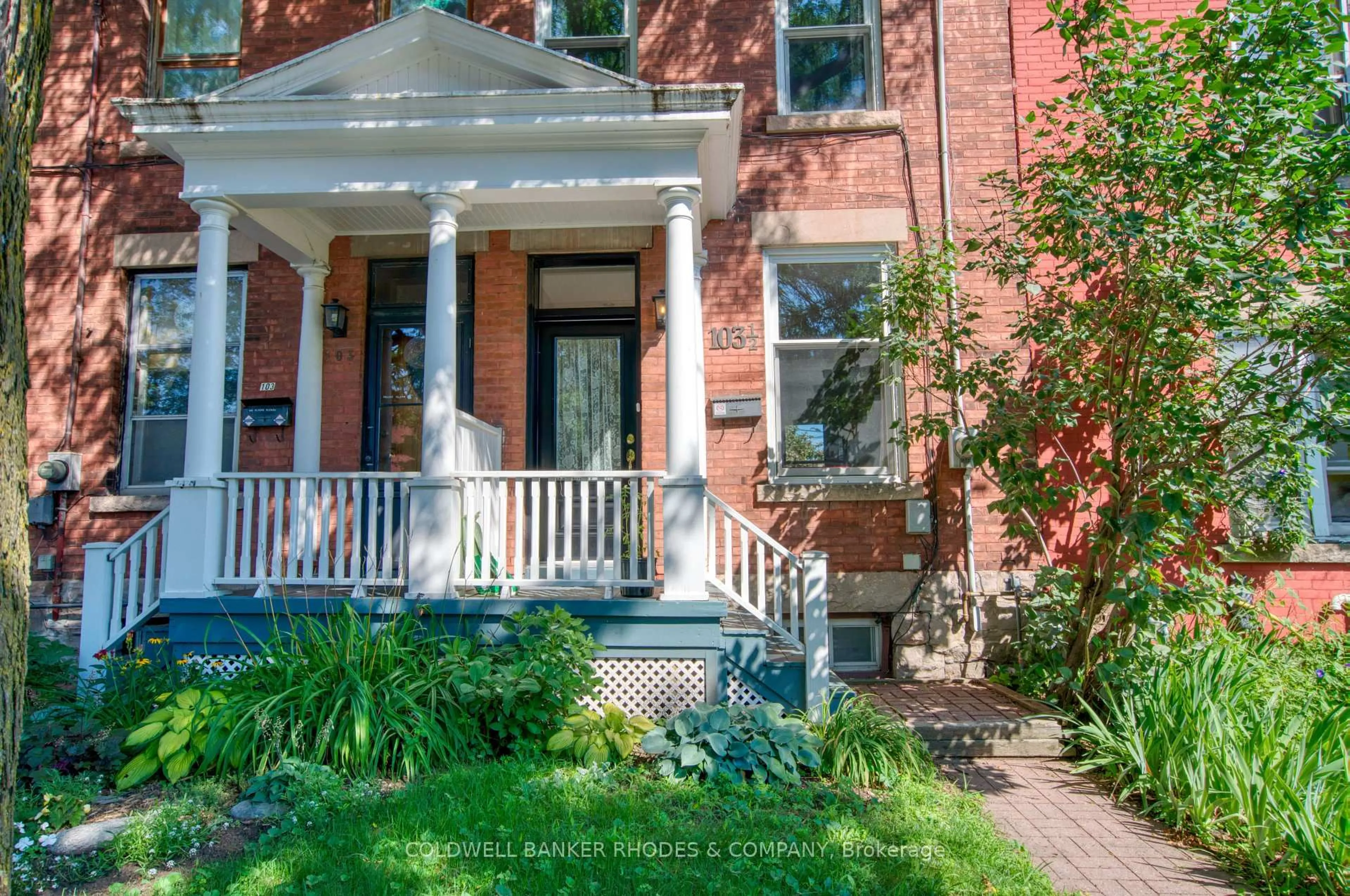 Home with brick exterior material, street for 103 1/2 Guigues Ave, Ottawa Ontario K1N 5H8