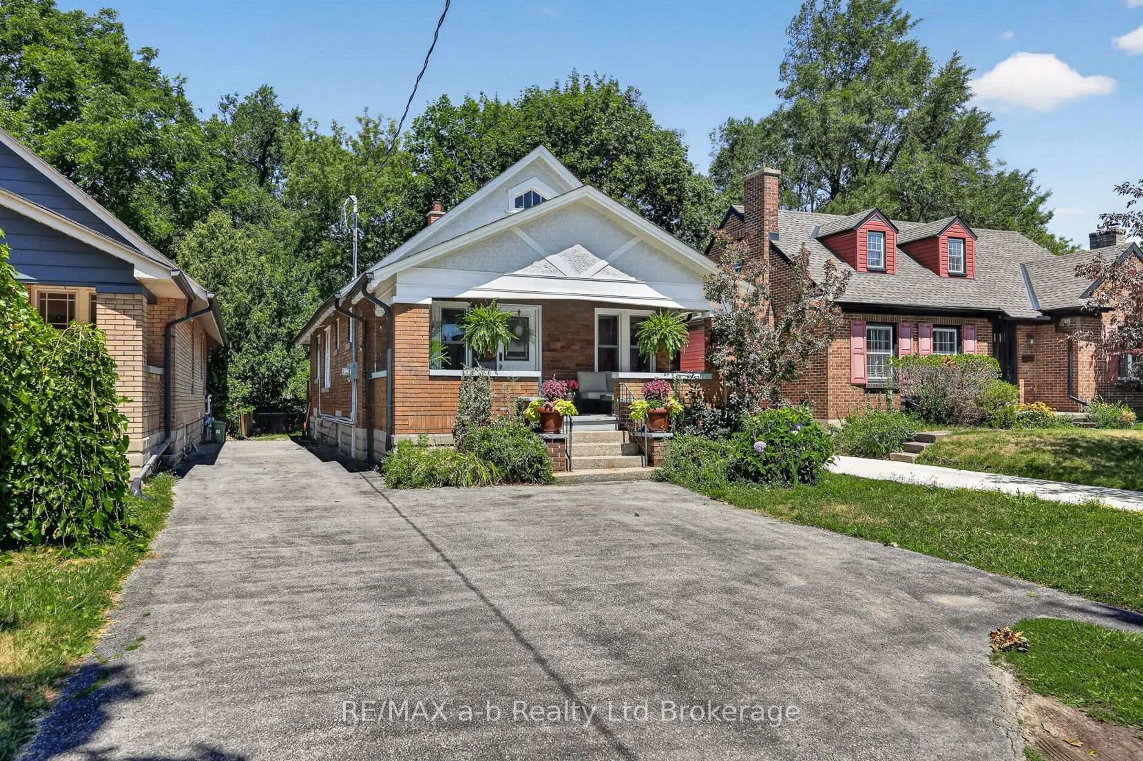 Home with brick exterior material, street for 474 Cheapside St, London East Ontario N5Y 3X3